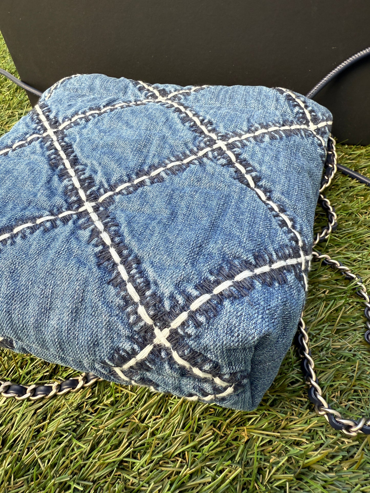 Chanel 22 Mini Denim Blue Quilted Jean Stitched Crossbody Hobo Bag Handbag 24P