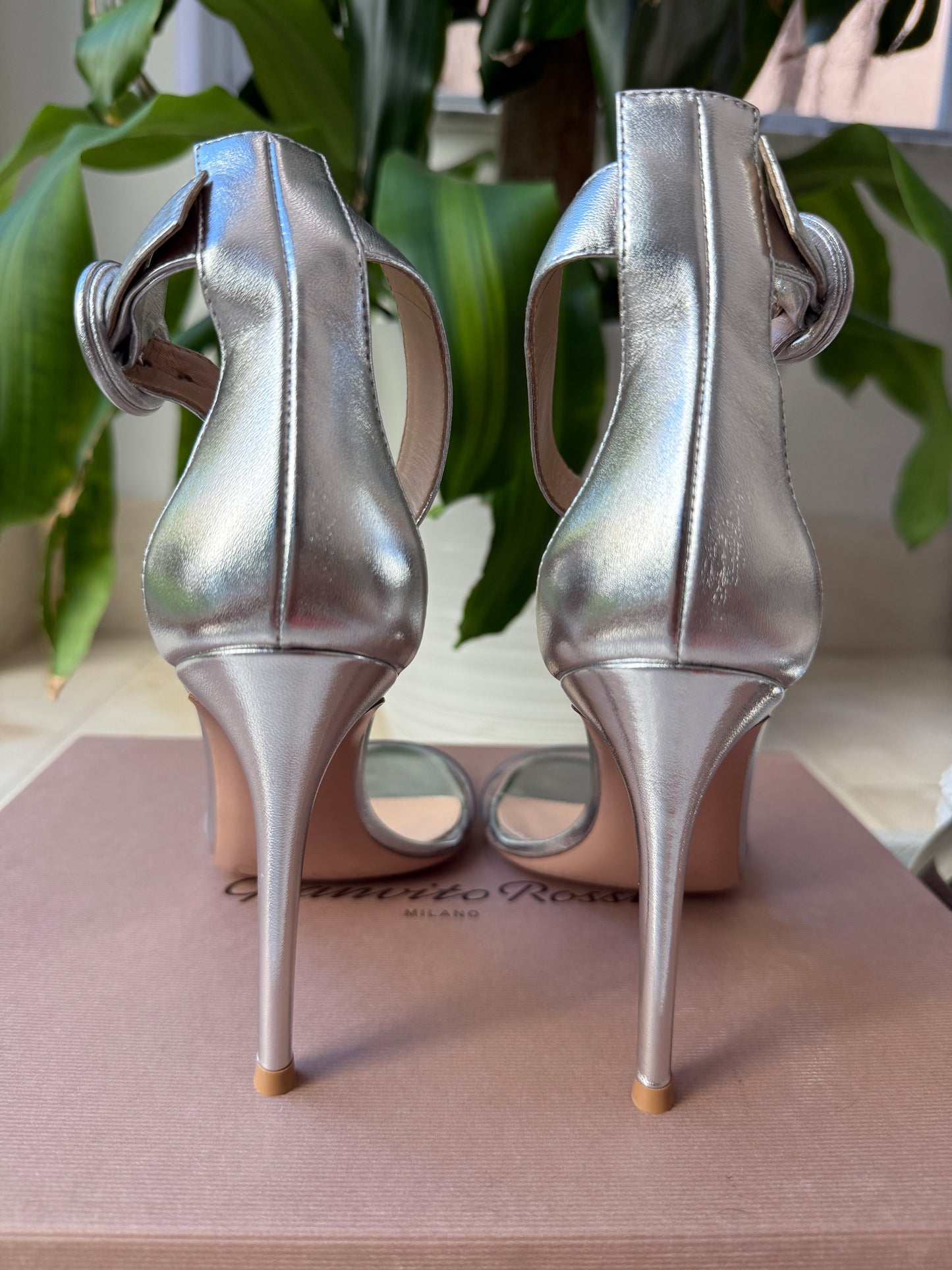 Gianvito Rossi Portofino 105 Silver Metallic Leather Ankle Strap PVC Sandals Pumps Heels