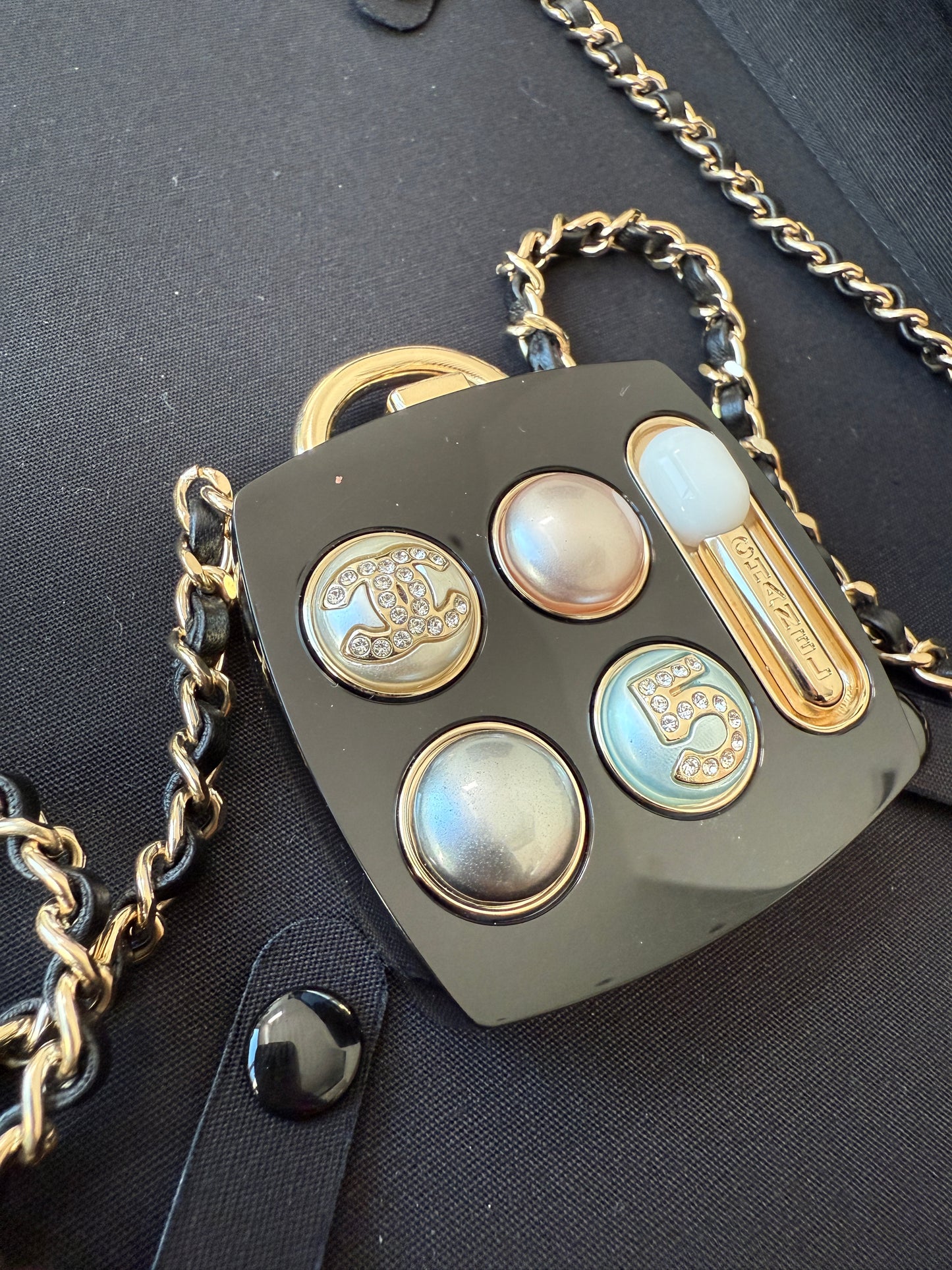 $3.5K CHANEL 2023S GOLD METAL & RESIN COMPACT POWDER COSMETIC PENDANT CHARM BLACK CHAIN NECKLACE