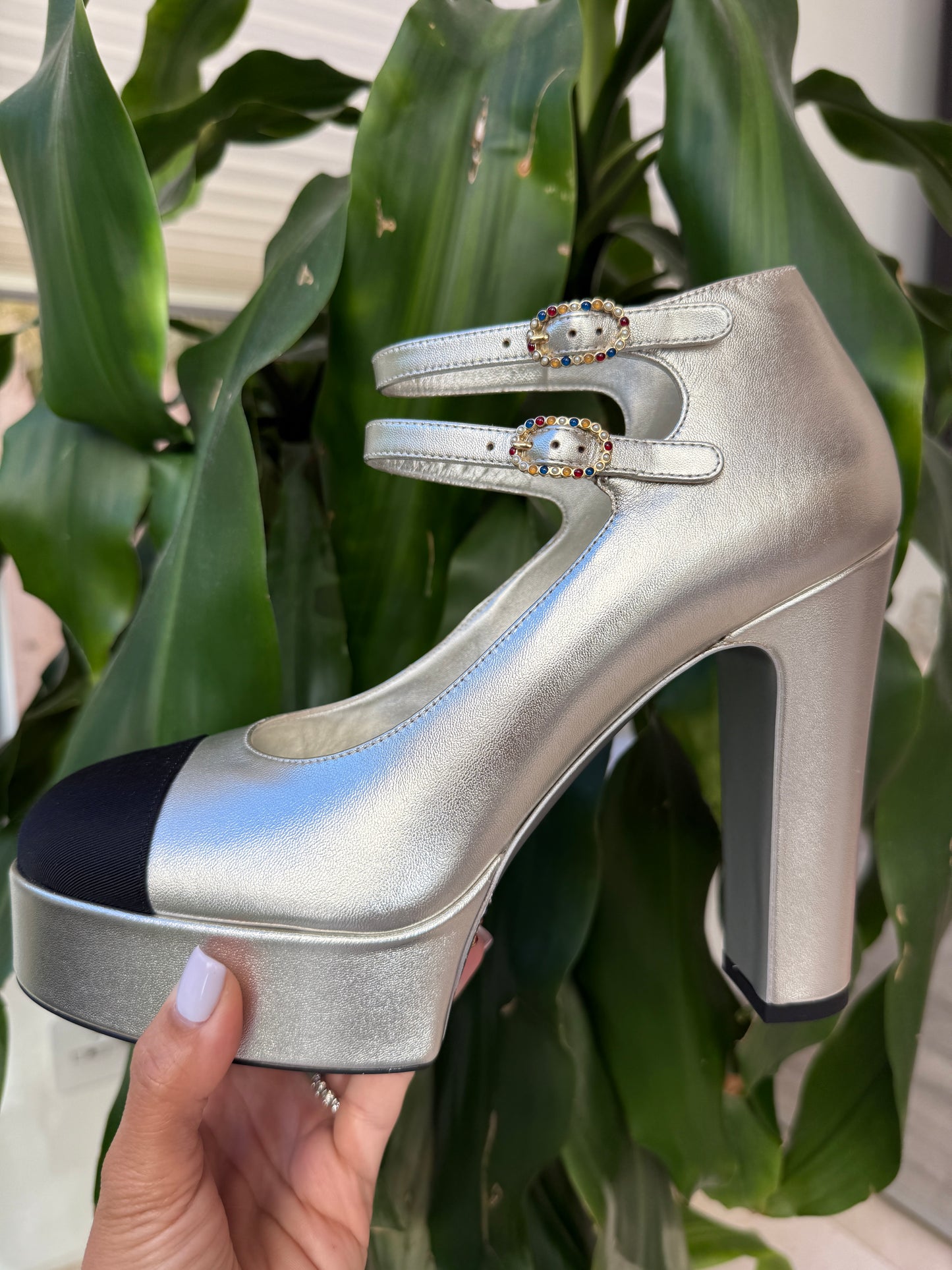 2025 CHANEL BLACK CC LOGO CAPTOE SILVER LEATHER MARYJANE HEELS PLATFORM PUPMS