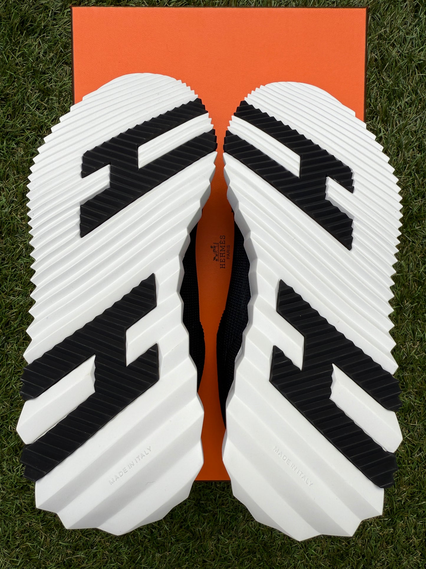 HERMES BOUNCING BLACK MESH/ SUEDE WHITE SOLE TRAINERS FASHION SNEAKERS