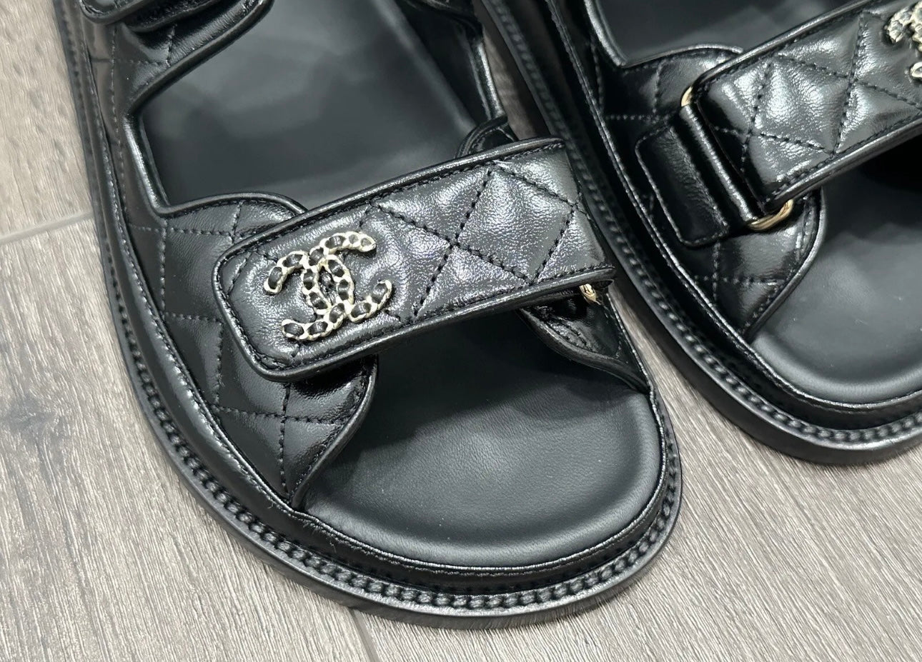 2024P CHANEL BLACK LEATHER OPEN DAD QUILTED CC LOGO SLIDE SANDALS SLIDES SHOES MULES