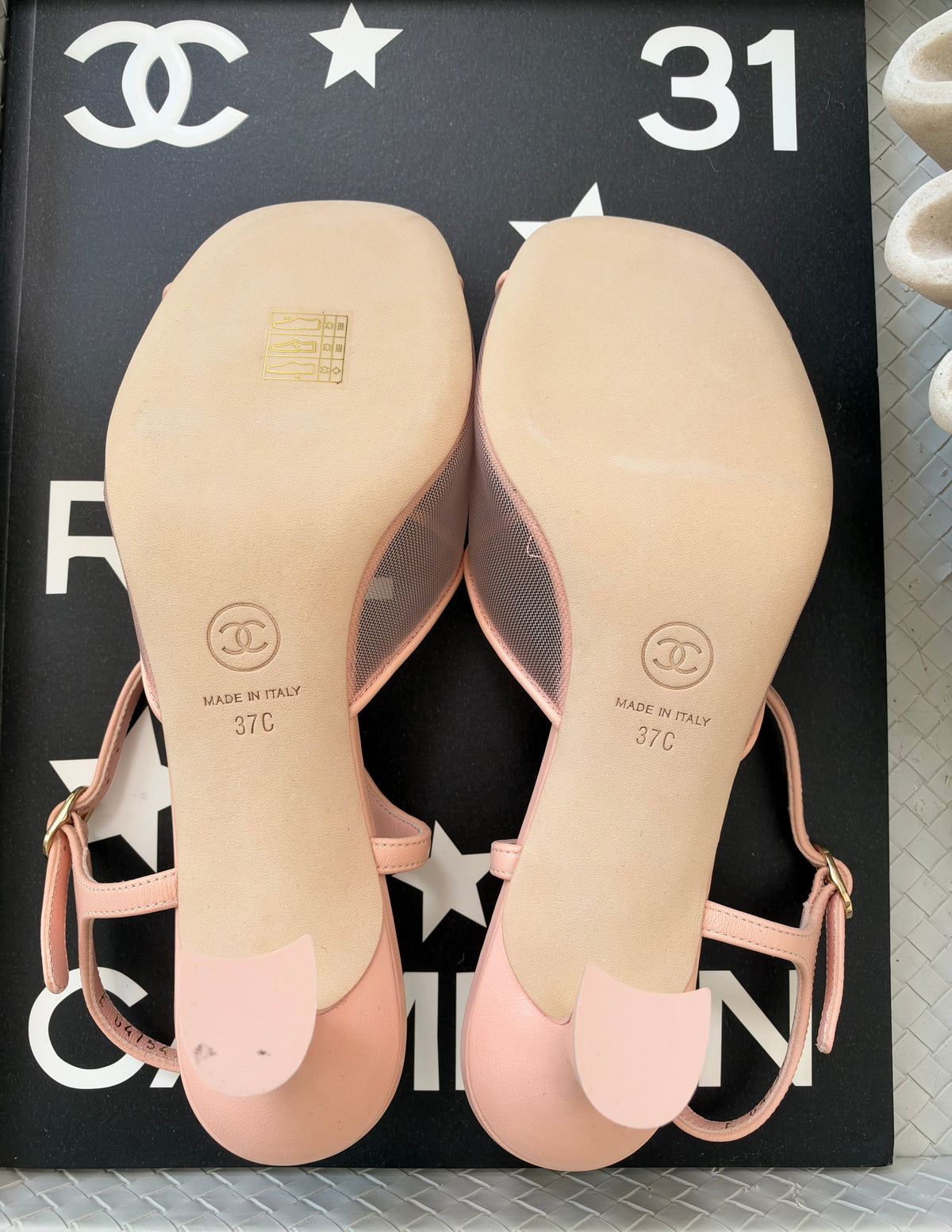 CHANEL 26 BLAZY LIGHT PINK MESH LAMBSKIN OPEN TOE CC LOGO SANDALS HEELS SHOES