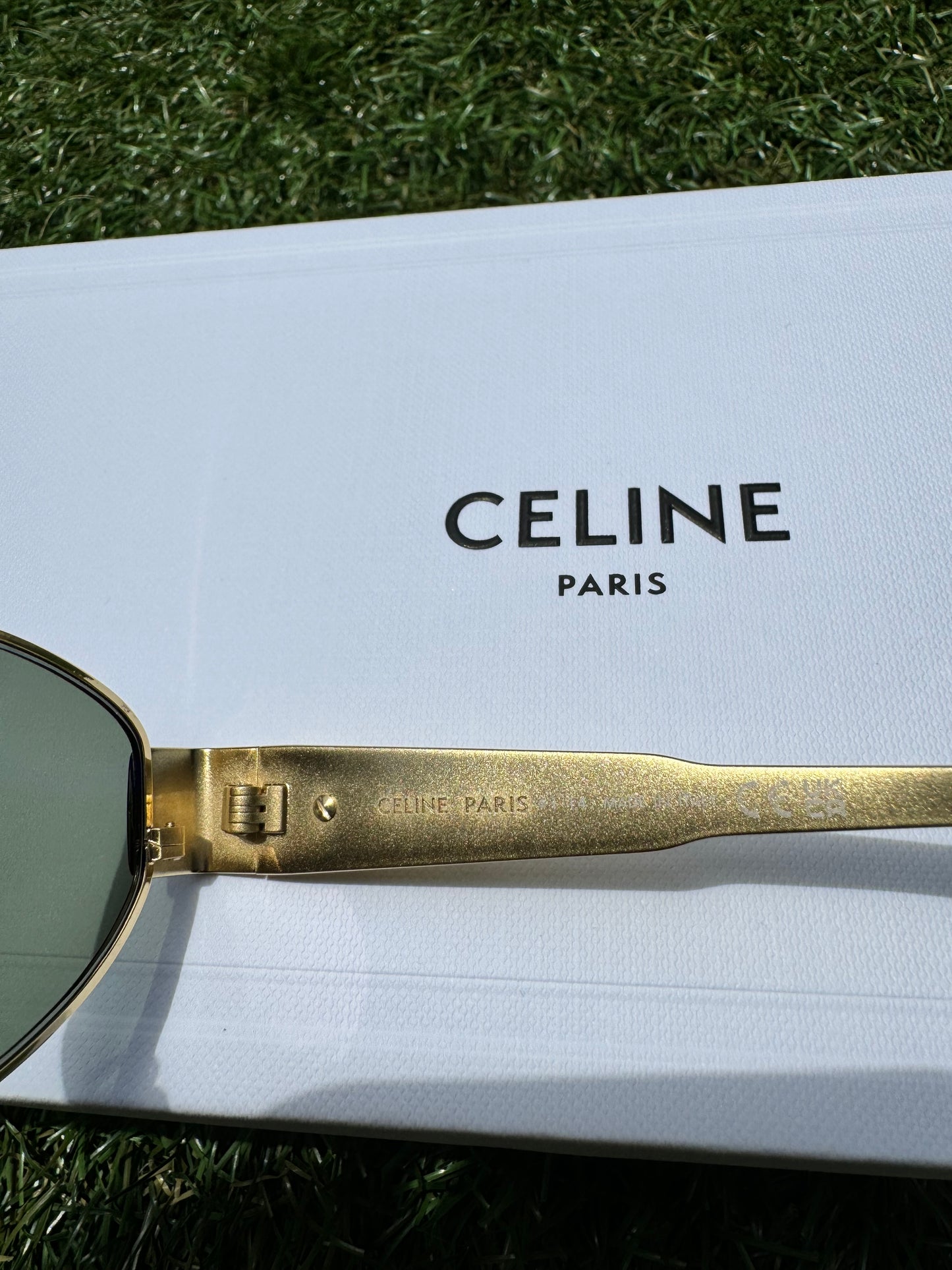 Celine Triomphe 01 Oval-frame gold-tone and tortoiseshell acetate Sunglasses CL40235U