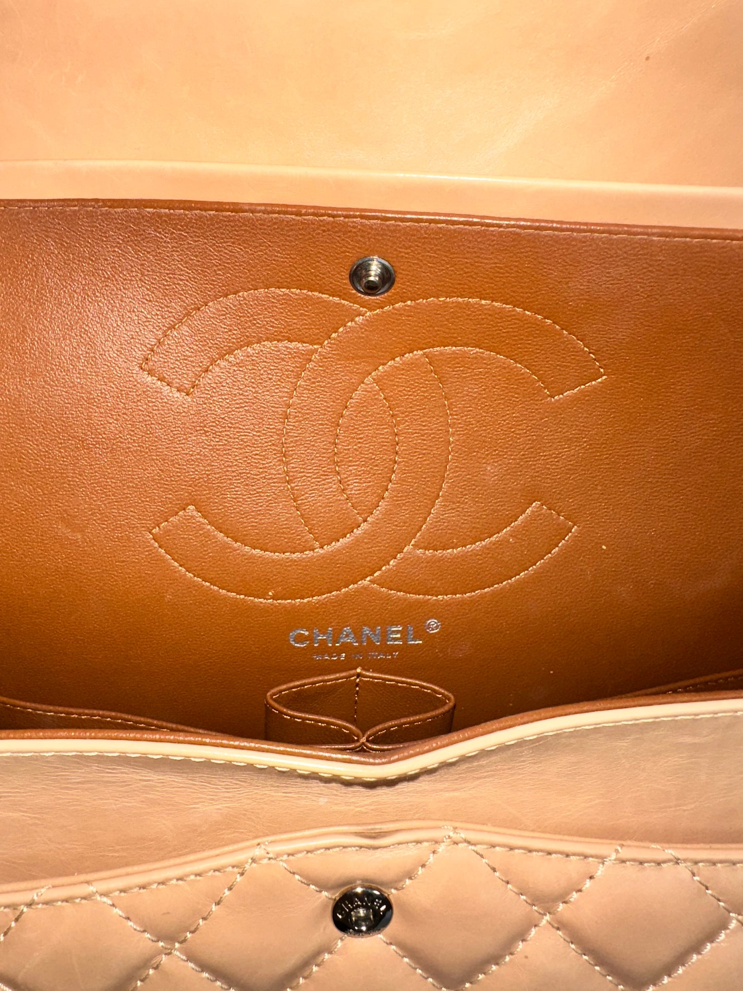 Chanel Reissue 226 Medium Double Flap Beige Two Tone Lambskin Quilted Handbag Bag Pre-Owned