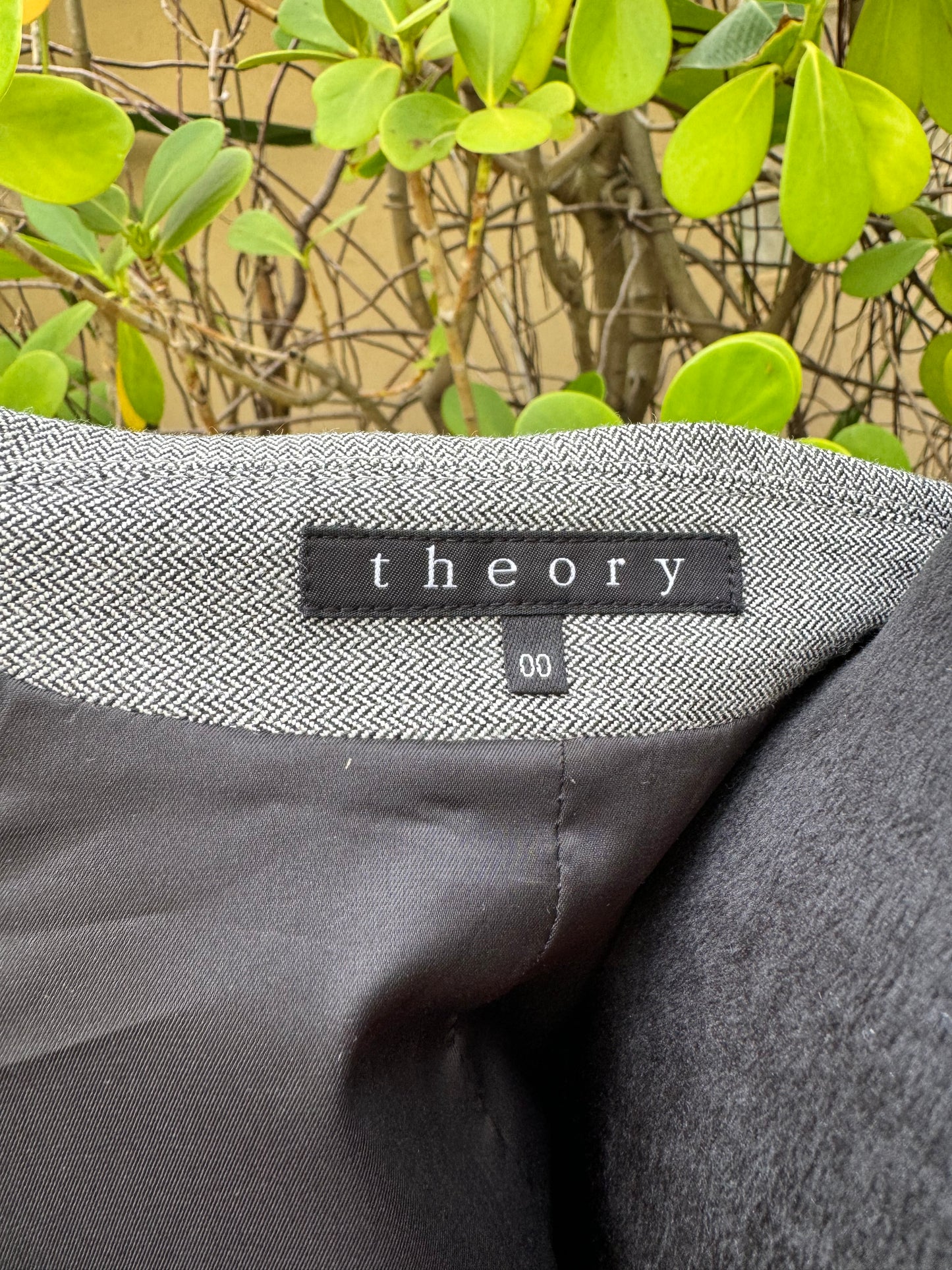 Theory Light Gray Zig Zag Collared Slim Short Cotton Wool Blazer Jacket Pre-Owned