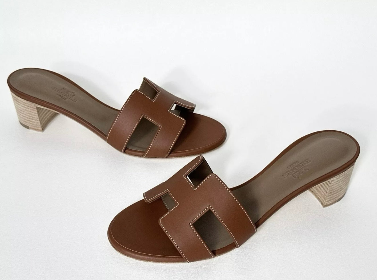 HERMES H OASIS SANDALS IN GOLD BROWN LEATHER SHOES MULES SLIDES HEELS