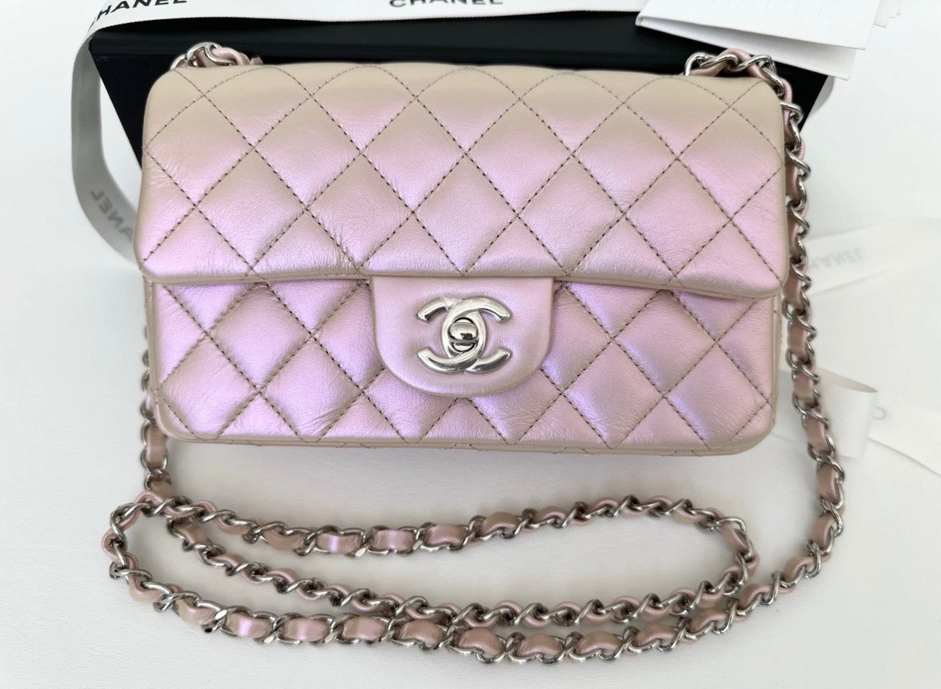 2021K CHANEL IRIDESCENT ROSE PINK MINI CLASSIC FLAP BAG SILVER HW
