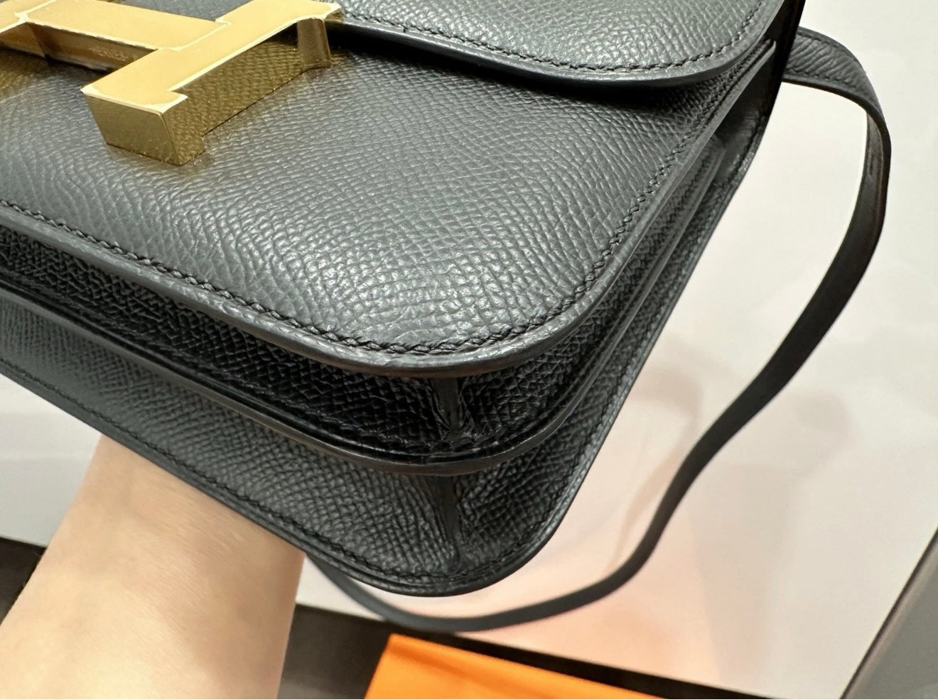 Hermes Constance 18 Mini Black Noir Epsom Leather Gold Hardware GHW Flap Shoulder Cross Body Bag Purse