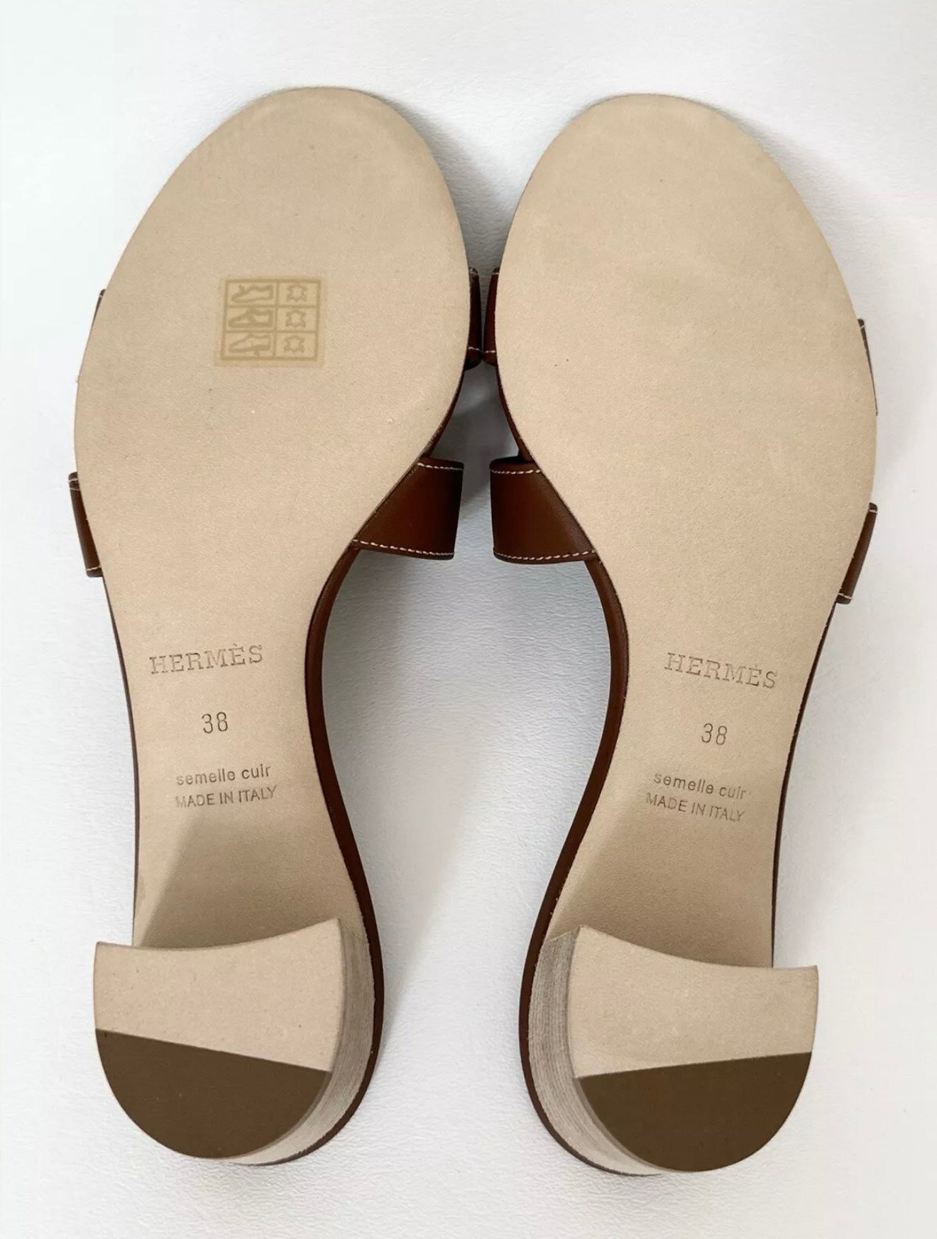 HERMES H OASIS SANDALS IN GOLD BROWN LEATHER SHOES MULES SLIDES HEELS