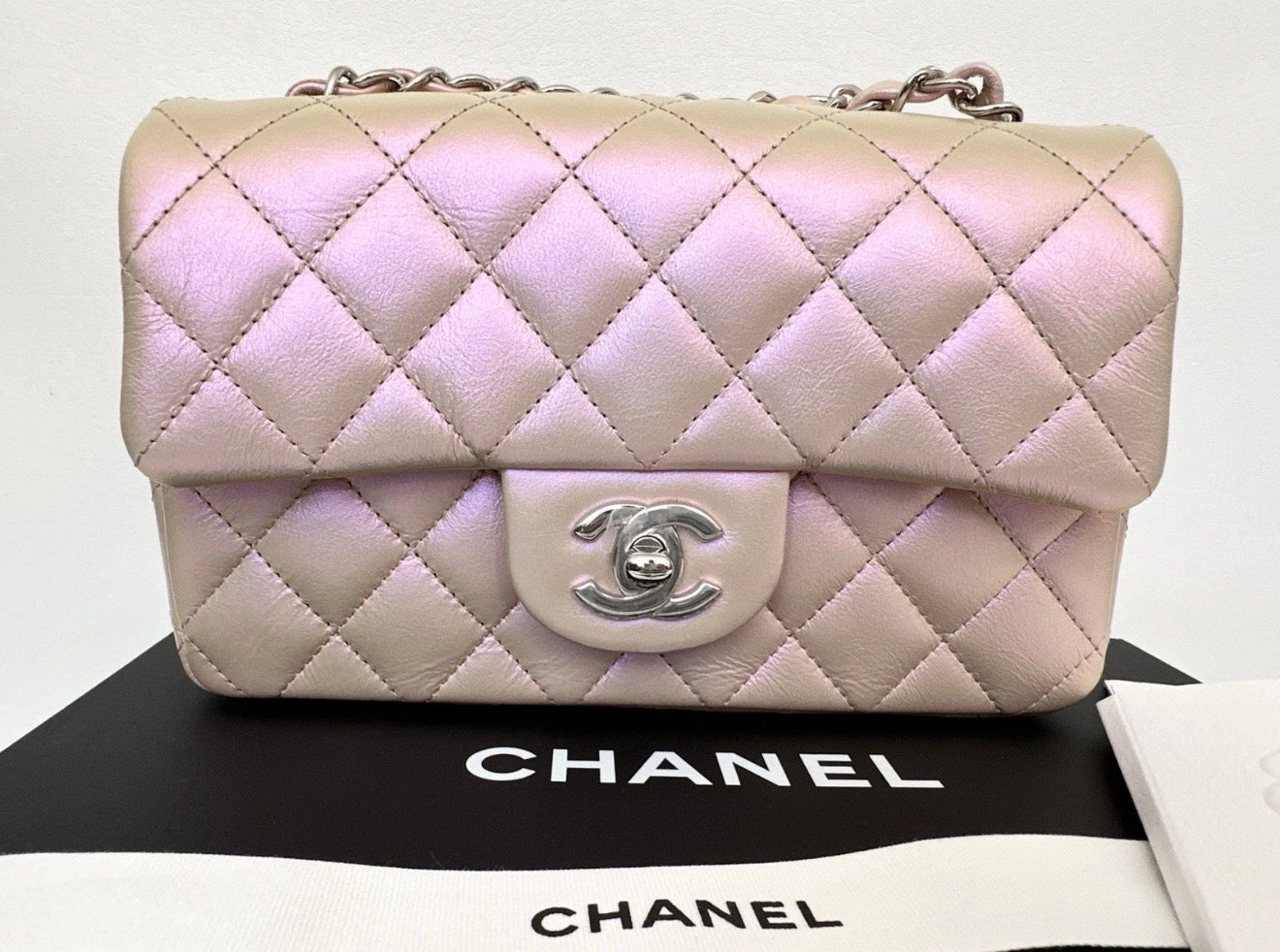 2021K CHANEL IRIDESCENT ROSE PINK MINI CLASSIC FLAP BAG SILVER HW
