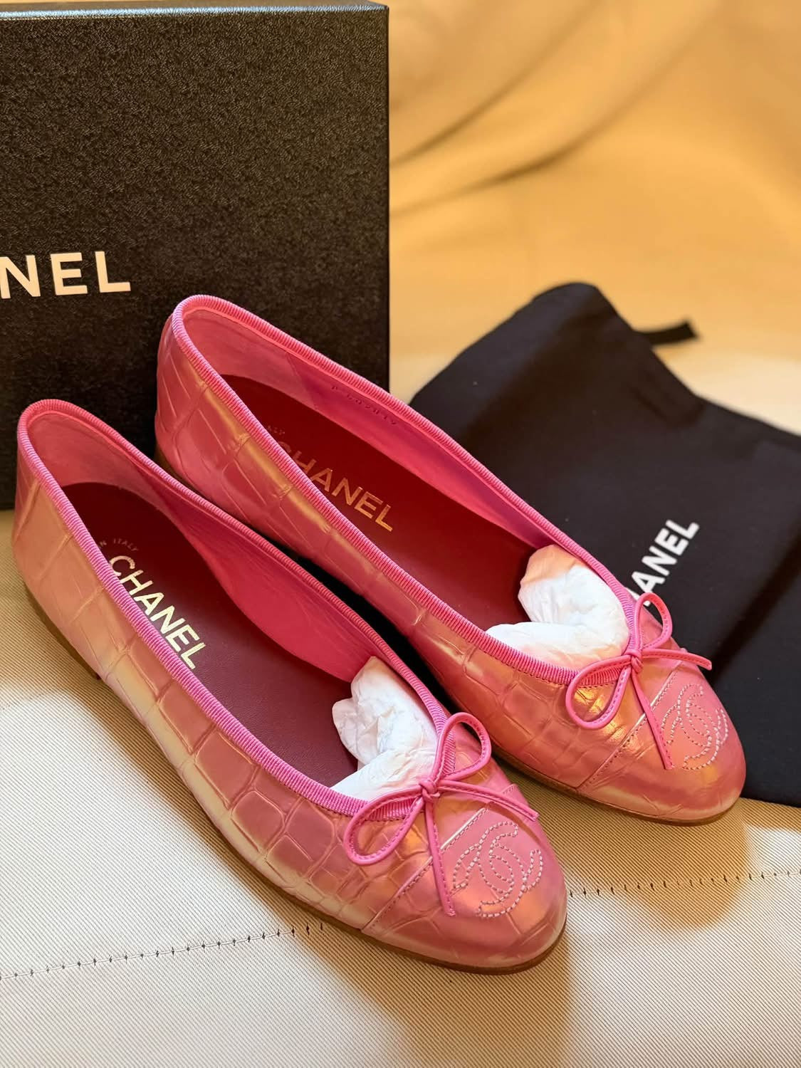 Chanel 26K Pink Crocodile Croc Embossed Iridescent Cap Toe Ballet
