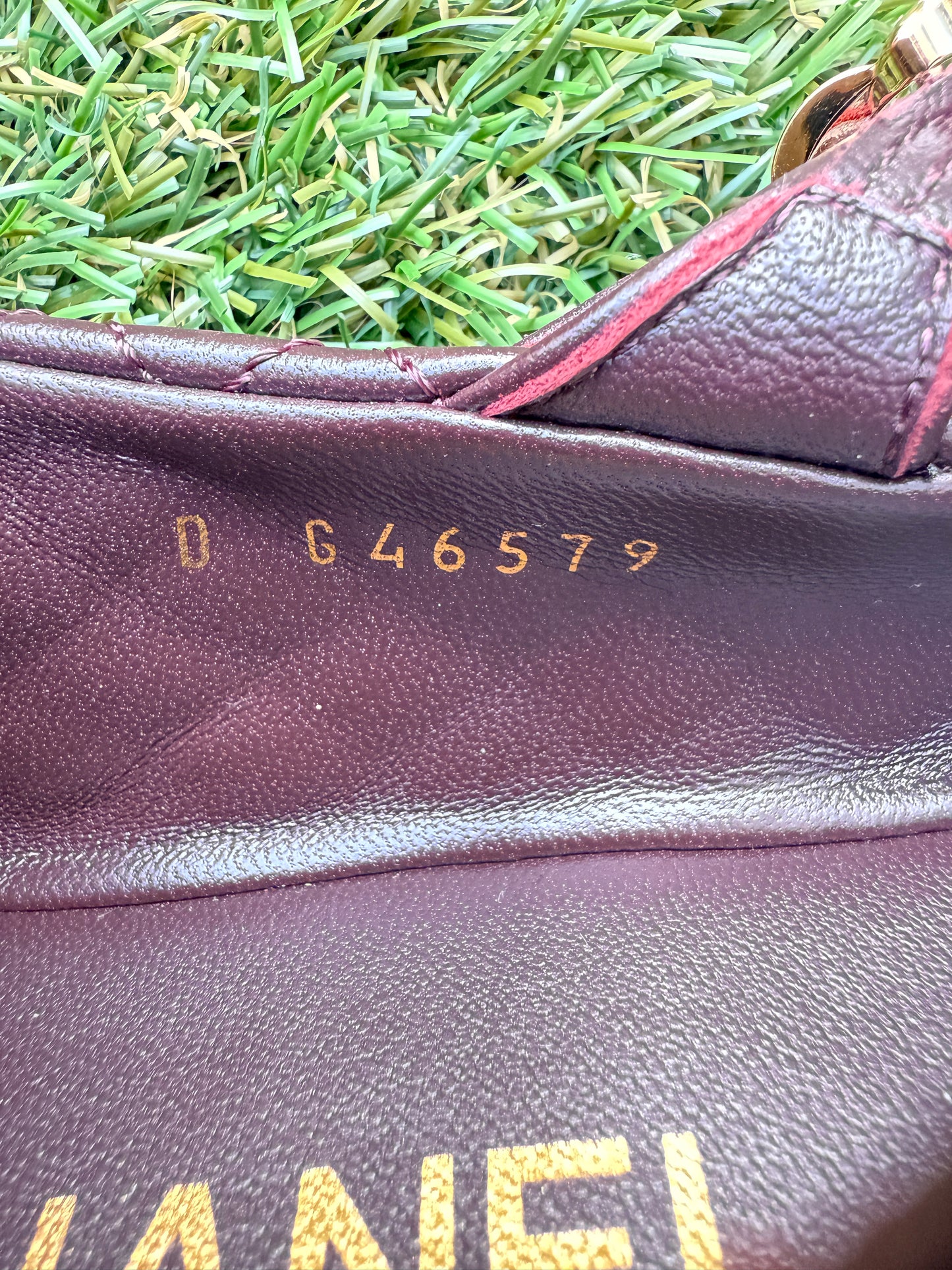 2025 CHANEL CC LOGO BURGUNDY BROWN LEATHER MARYJANE BALLET BALLERINA FLATS SHOES GOLD BUCKLE QUILTED CAP TOE