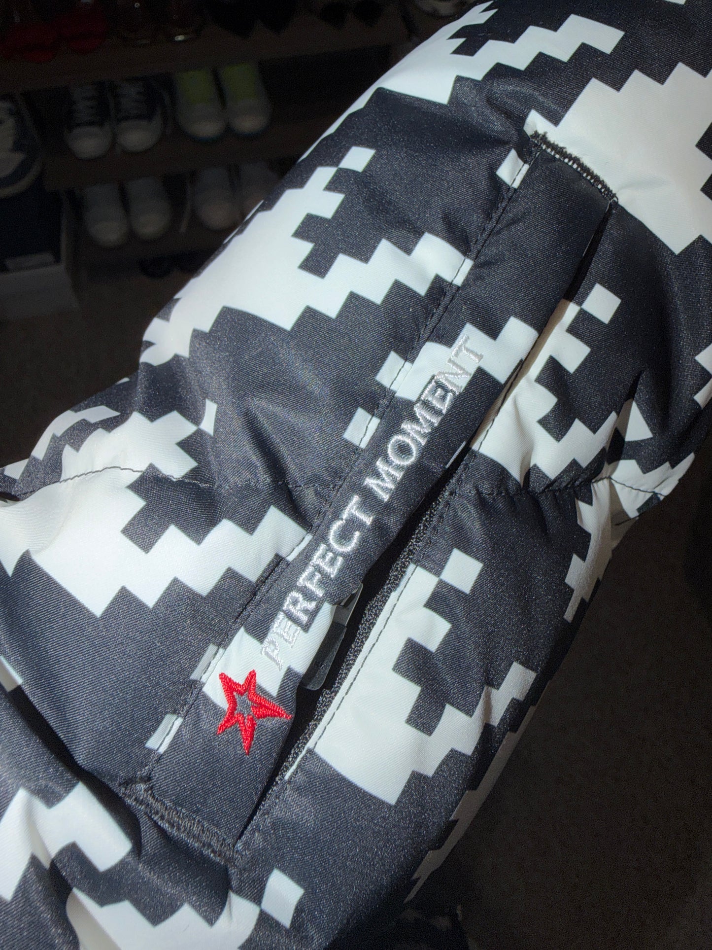 Perfect Moment Houndstooth Black White Ski Duvet Down Jacket Puffer Ski Jacket S