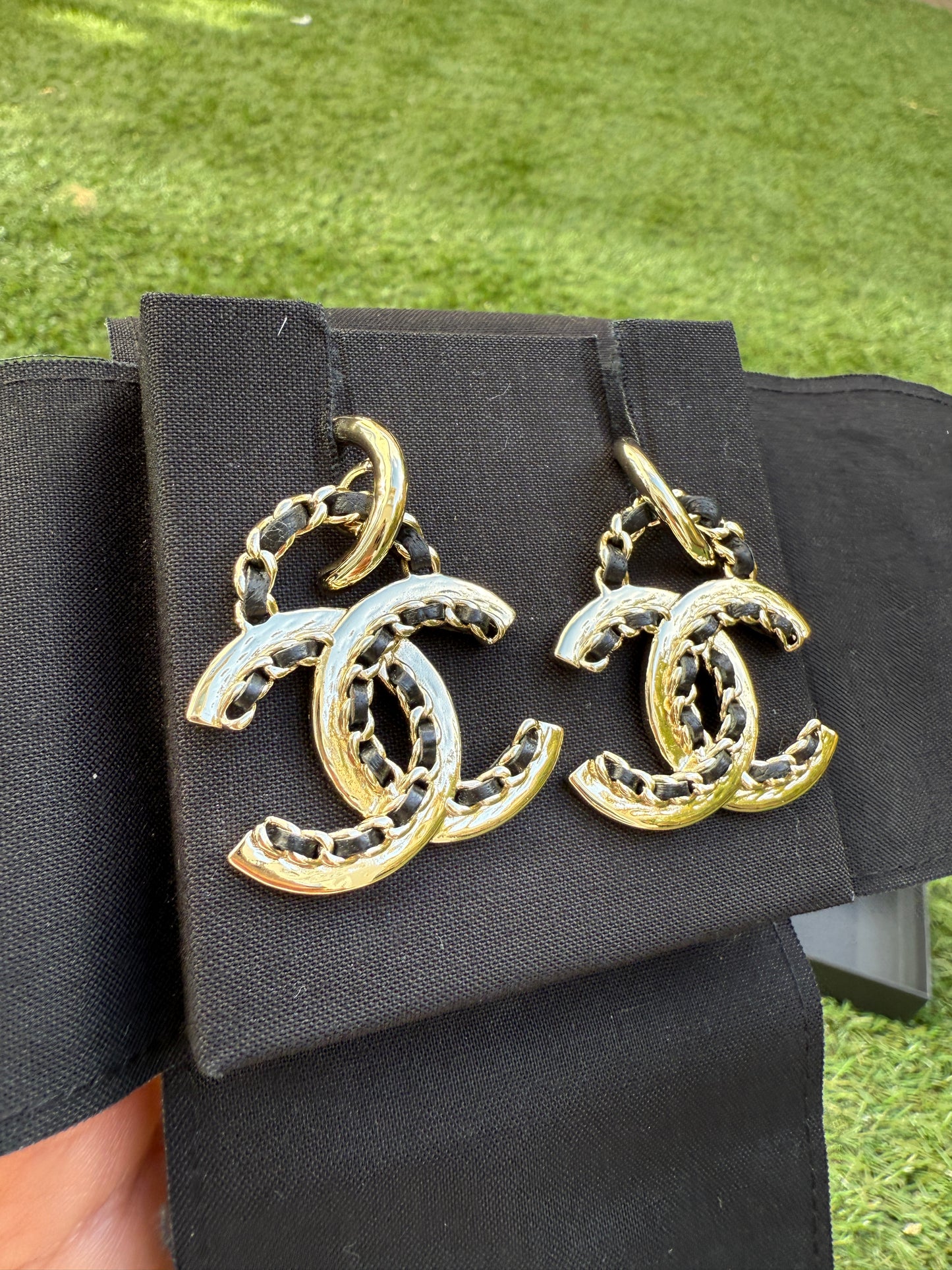 Chanel CC Logo Black Lambskin Leather Chain Woven Gold Tone Drop Dangle Stud Earrings
