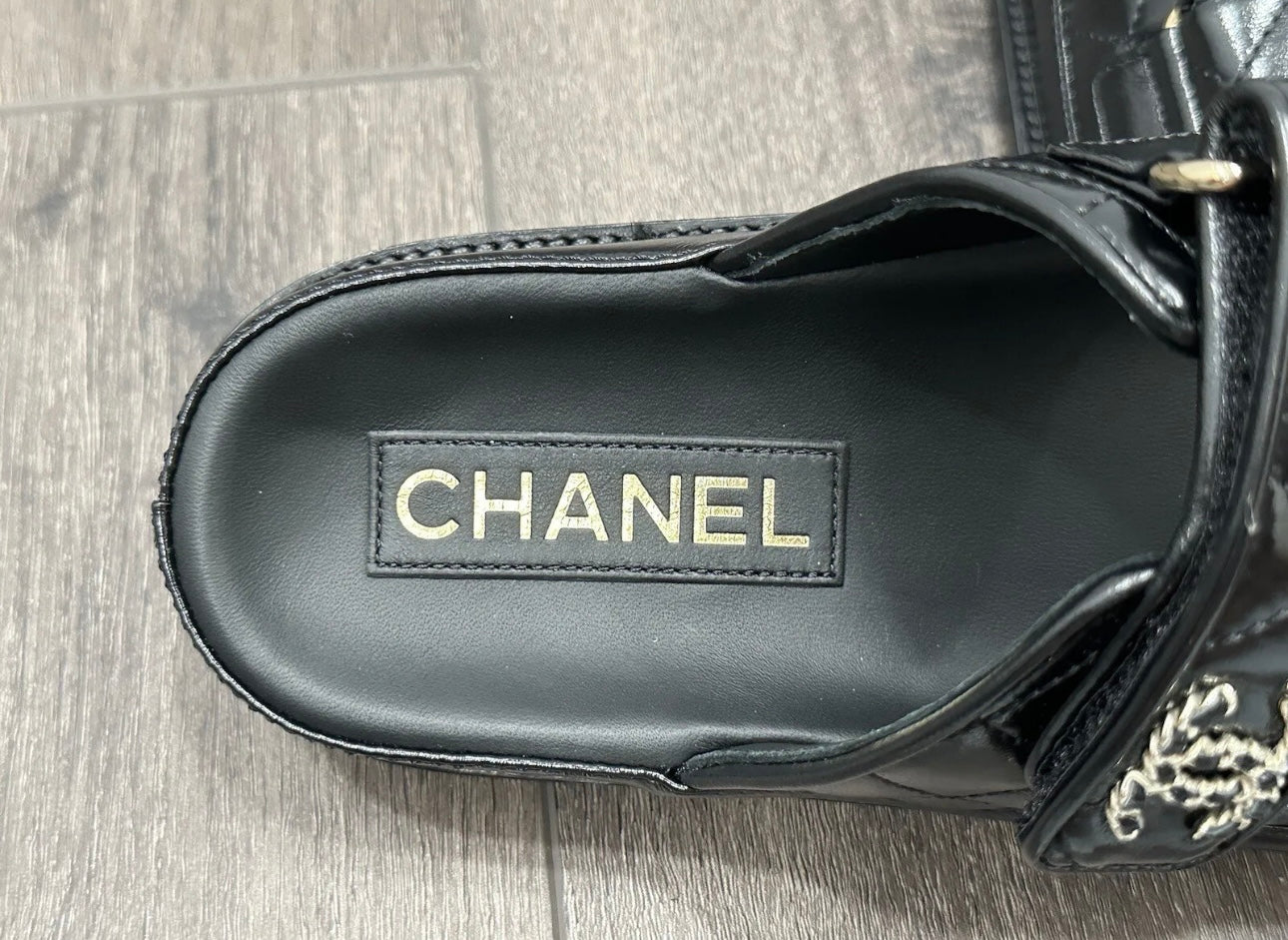 2024P CHANEL BLACK LEATHER OPEN DAD QUILTED CC LOGO SLIDE SANDALS SLIDES SHOES MULES