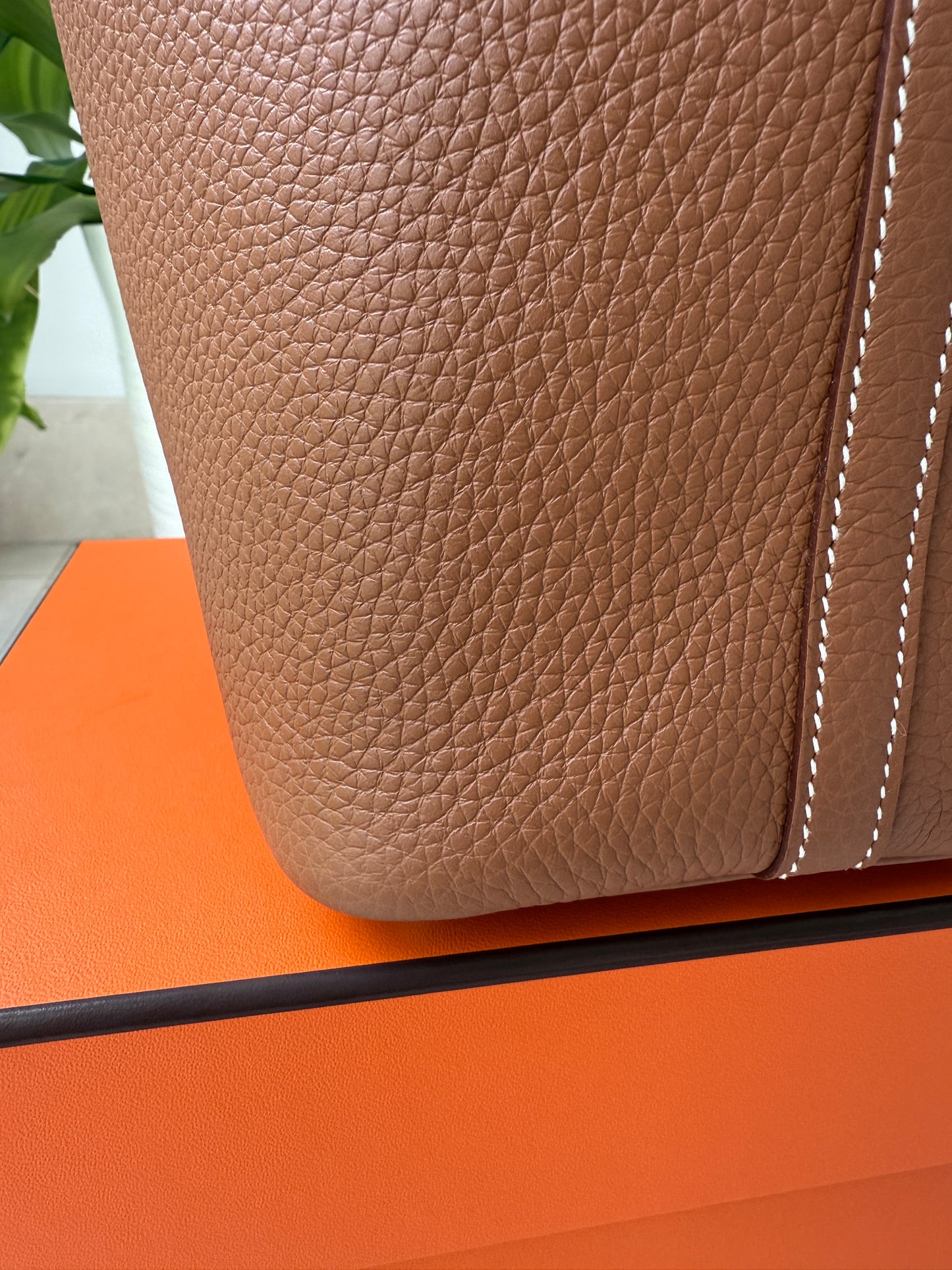 Hermès Picotin Lock 18 Gold Brown Clemence Palladium Hardware Bag Handbag