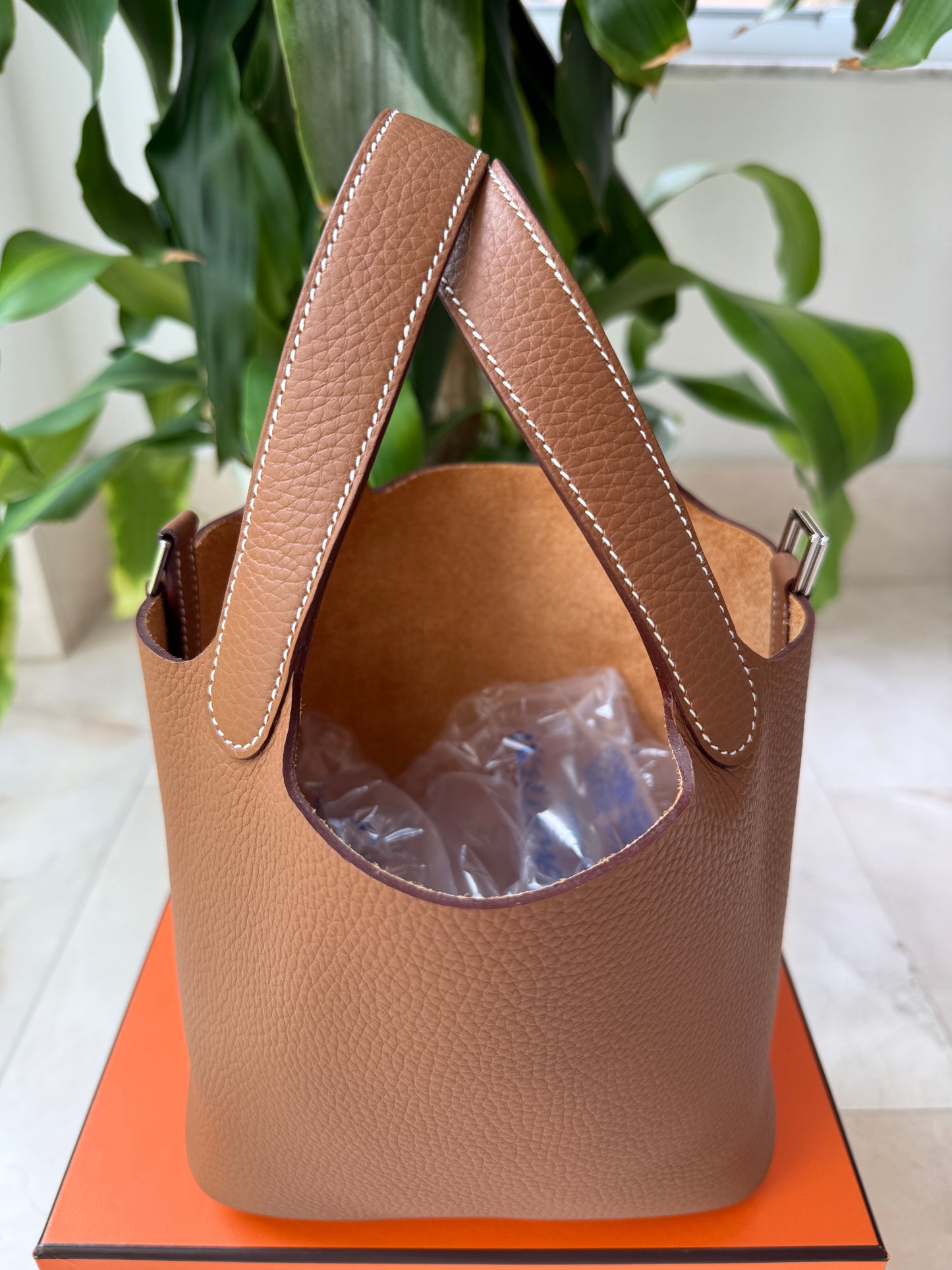 Hermès Picotin Lock 18 Gold Brown Clemence Palladium Hardware Bag Handbag