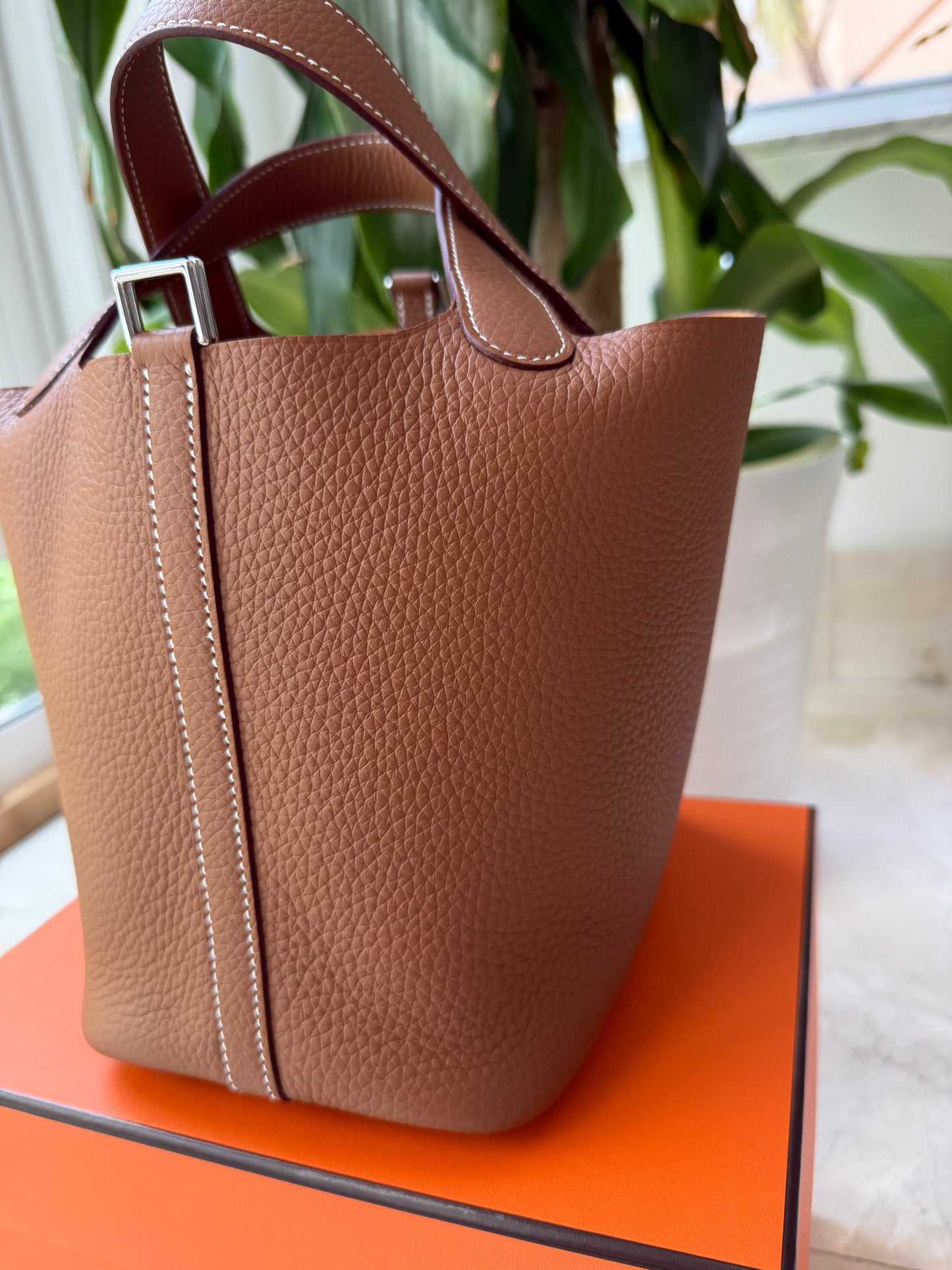 Hermès Picotin Lock 18 Gold Brown Clemence Palladium Hardware Bag Handbag