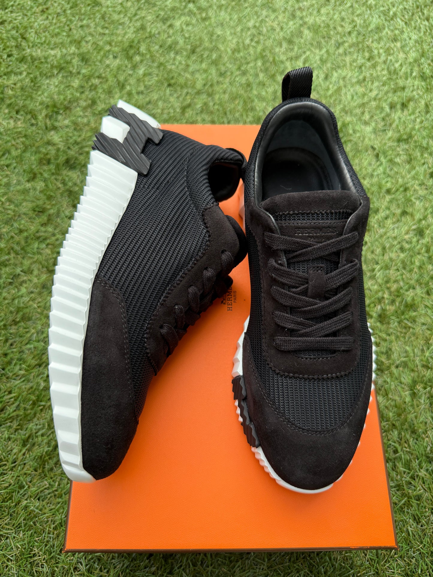 HERMES BOUNCING BLACK MESH/ SUEDE WHITE SOLE TRAINERS FASHION SNEAKERS