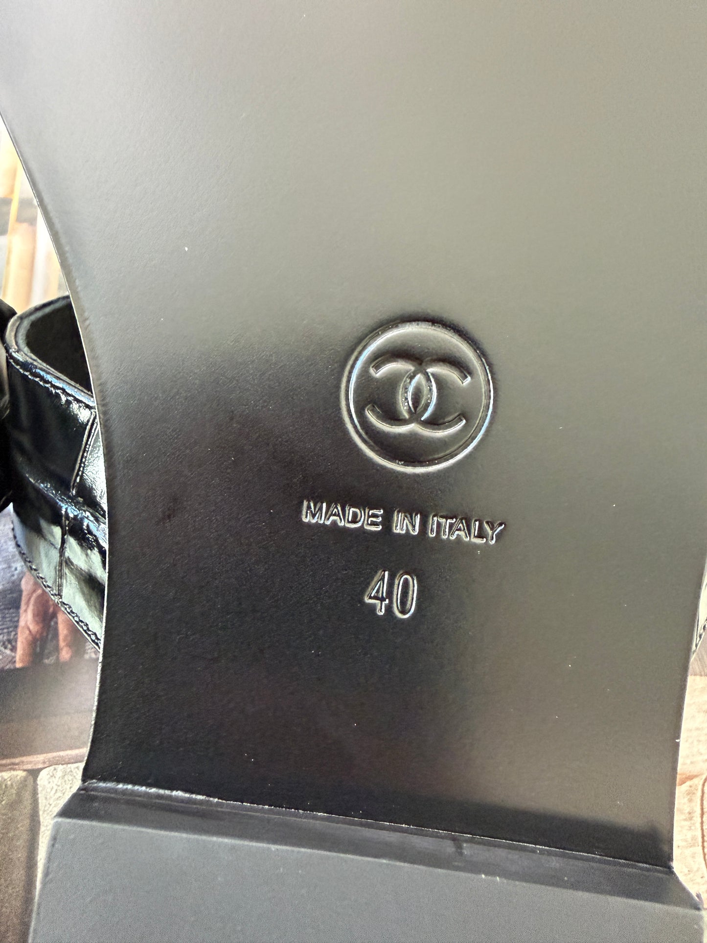 Chanel SS 26 Blazy Black Leather Croc Embossed CC Logo Slides Flat Flip Flop Mules Sandals