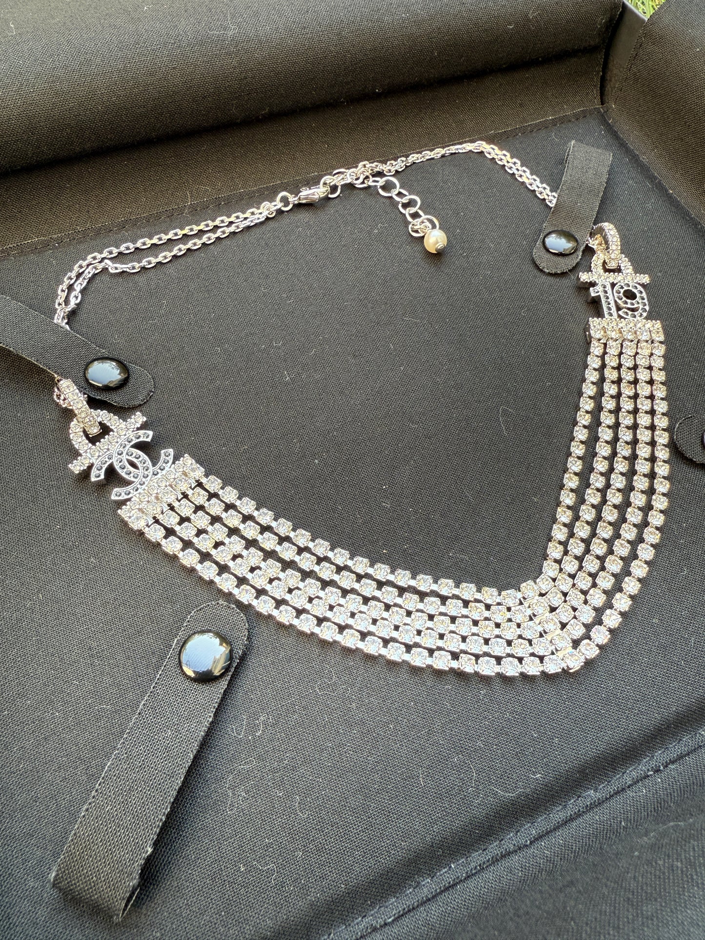 CHANEL 2022A SILVER TONE CC 19 LOGO WHITE AND BLACK CRYSTALS NECKLACE CHARM CHOCKER