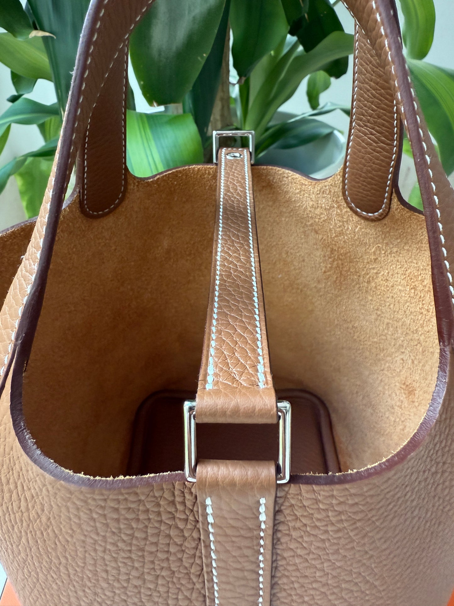 Hermès Picotin Lock 18 Gold Brown Clemence Palladium Hardware Bag Handbag
