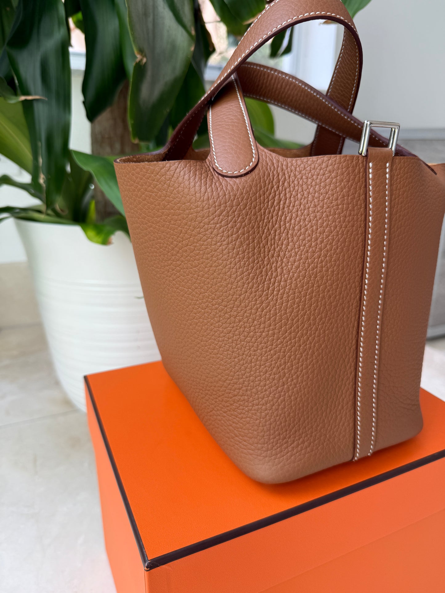 Hermès Picotin Lock 18 Gold Brown Clemence Palladium Hardware Bag Handbag