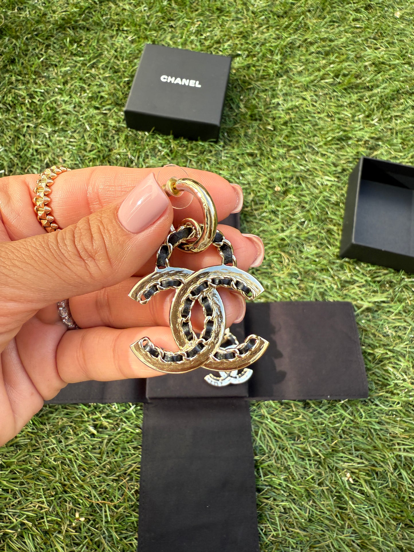 Chanel CC Logo Black Lambskin Leather Chain Woven Gold Tone Drop Dangle Stud Earrings