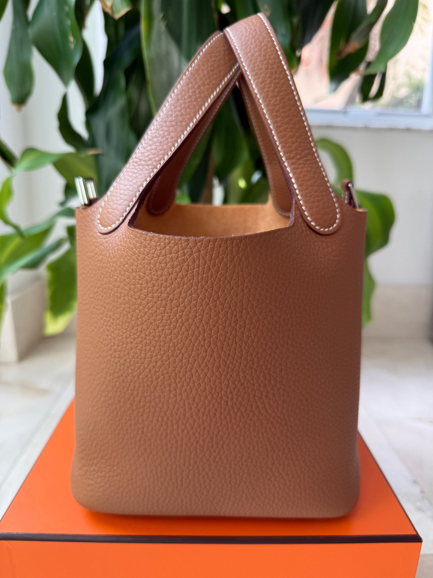 Hermès Picotin Lock 18 Gold Brown Clemence Palladium Hardware Bag Handbag