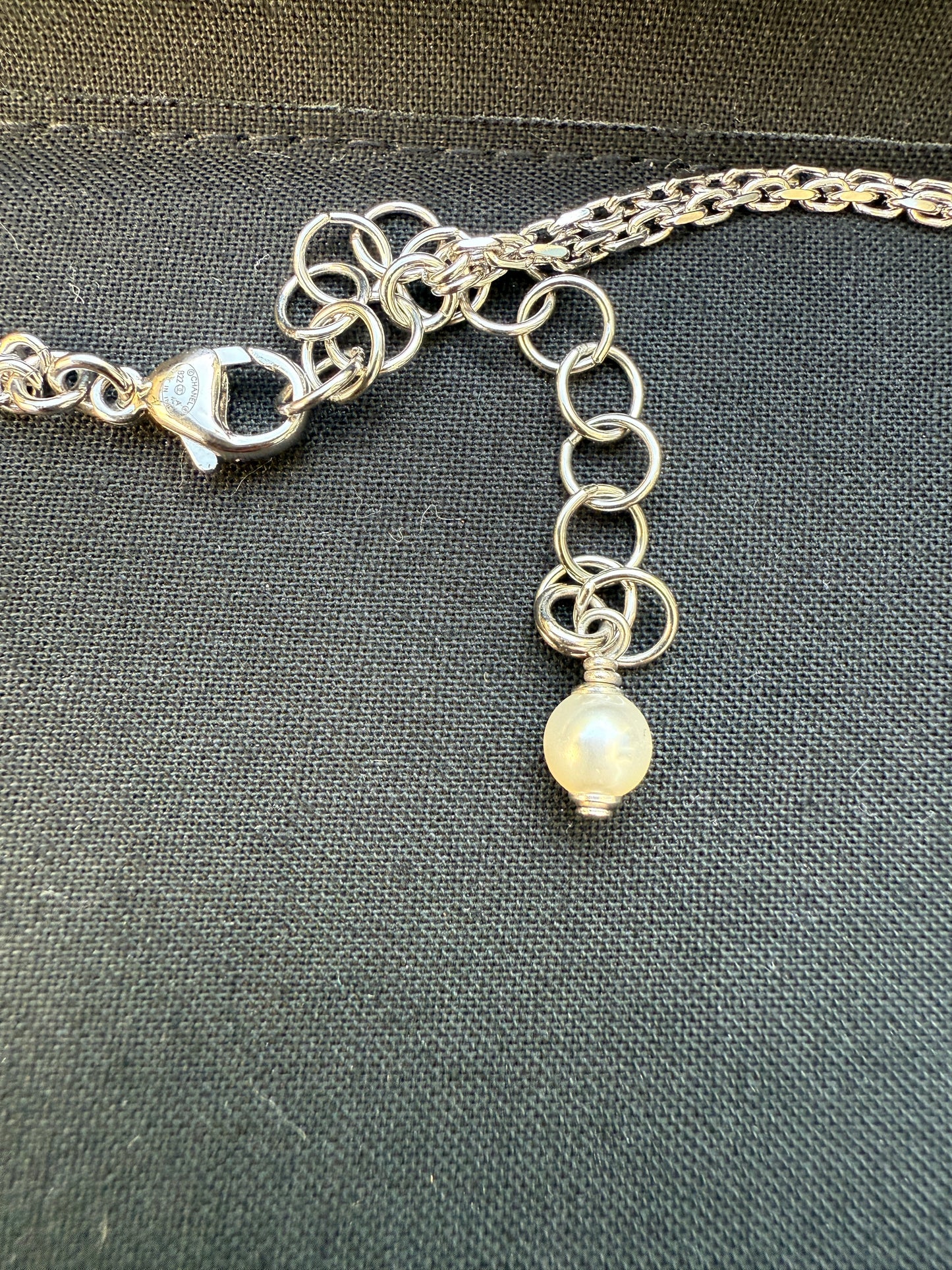 CHANEL 2022A SILVER TONE CC 19 LOGO WHITE AND BLACK CRYSTALS NECKLACE CHARM CHOCKER