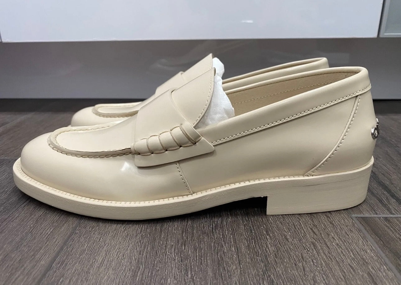 CHANEL IVORY SHINY LEATHER LOAFERS OXFORD SHOES
