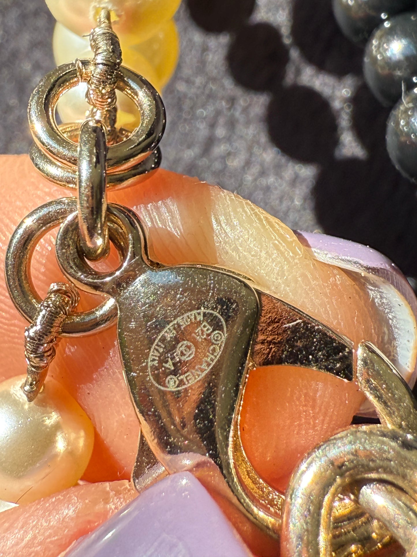 CHANEL 2021A GOLD TONE CC LOGO WHITE/BLACK PEARLS CRYSTAL BALLS TRIPLE LONG NECKLACE