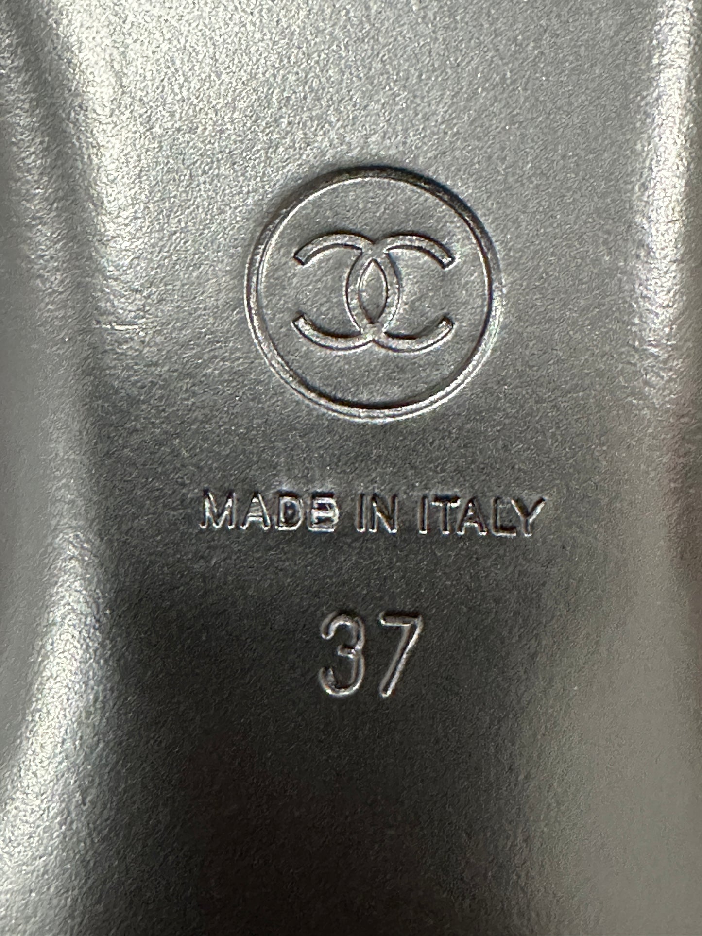 Chanel 25P Black Mesh & Grosgrain CC Logo Cap Toe Ballet Ballerina Flats