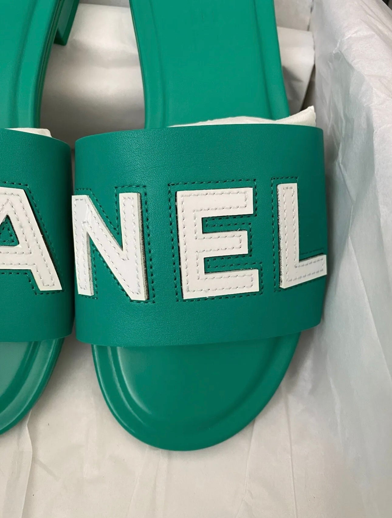 CHANEL CHA NEL LOGO GREEN LEATHER FLAT SHOES SLIDES MULES
