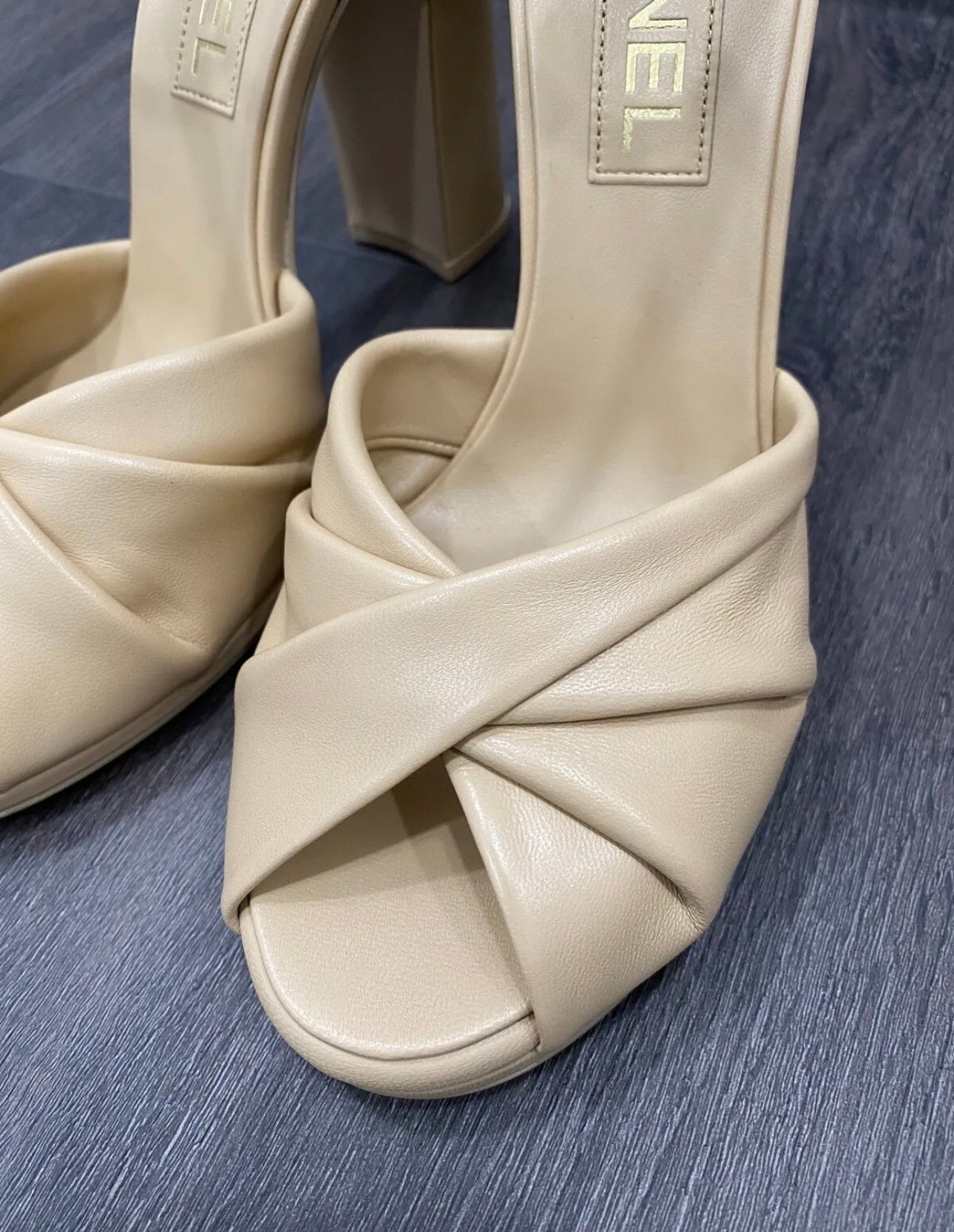 CHANEL BEIGE LEATHER PEARL CC LOGO HEELS SANDALS SHOES