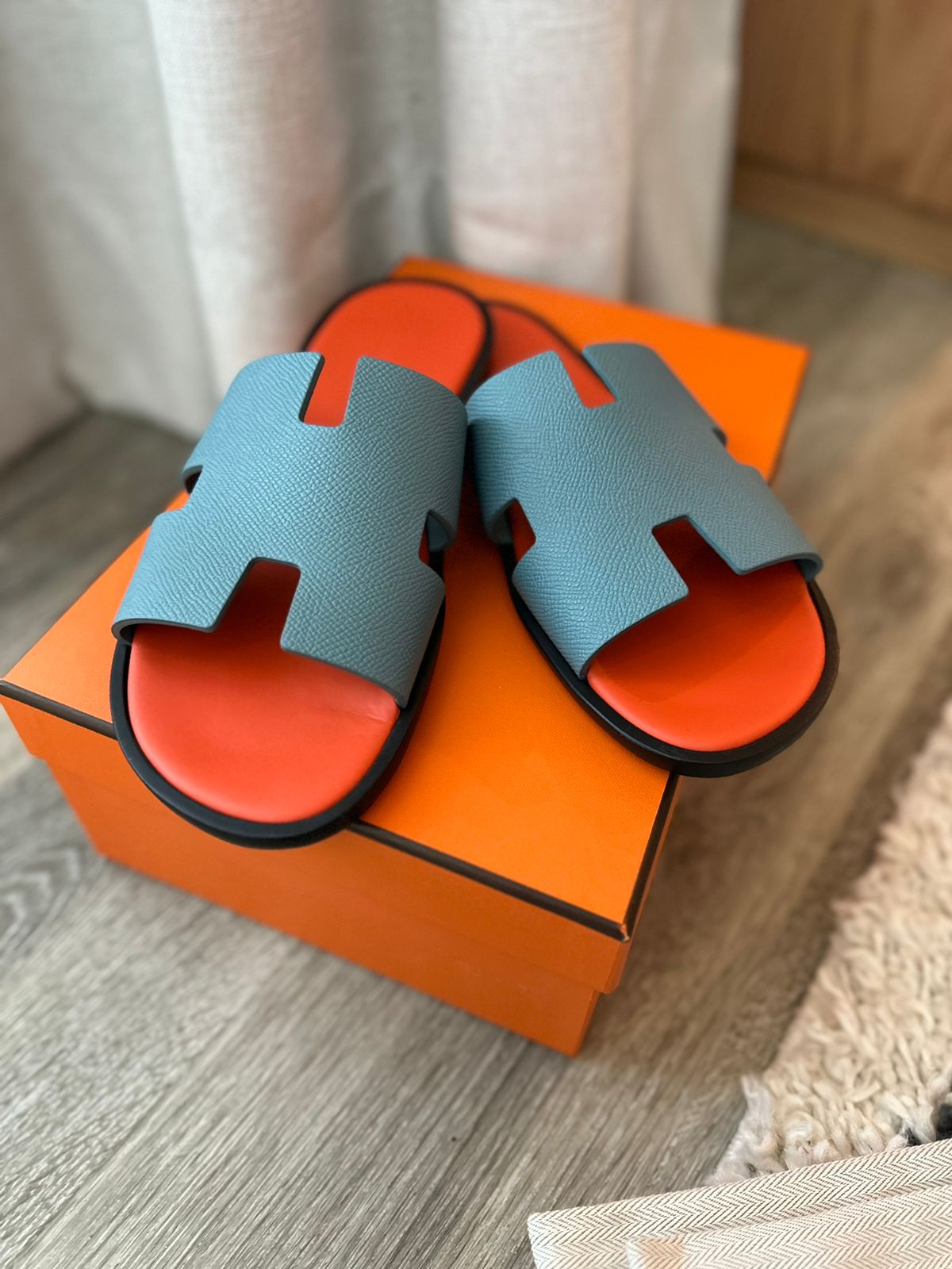 HERMES H IZMIR EPSOM LEATHER BLEU BLEUET ORANGE SANDALS SHOES SLIDES