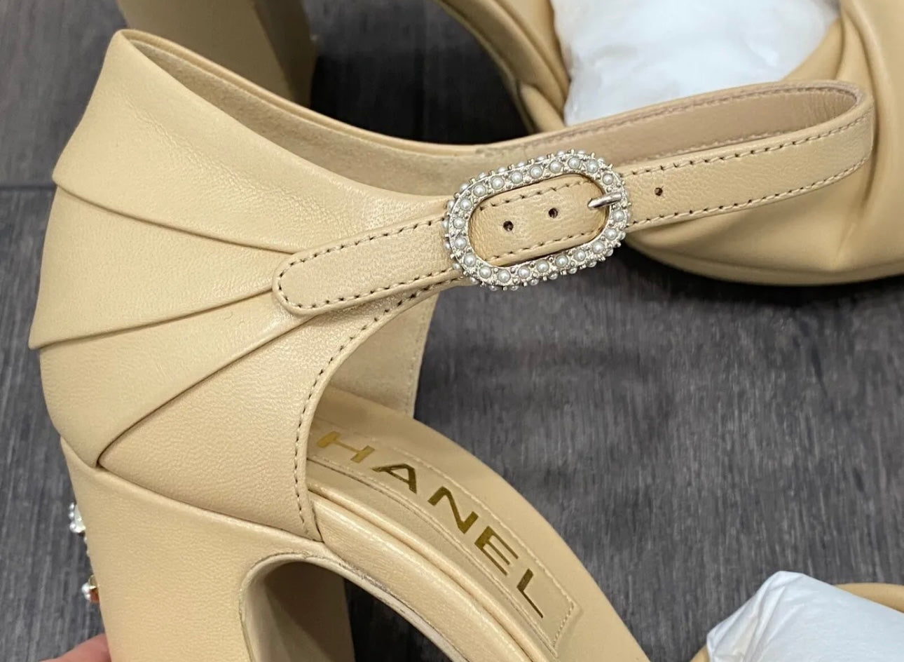 CHANEL BEIGE LEATHER PEARL CC LOGO HEELS SANDALS SHOES