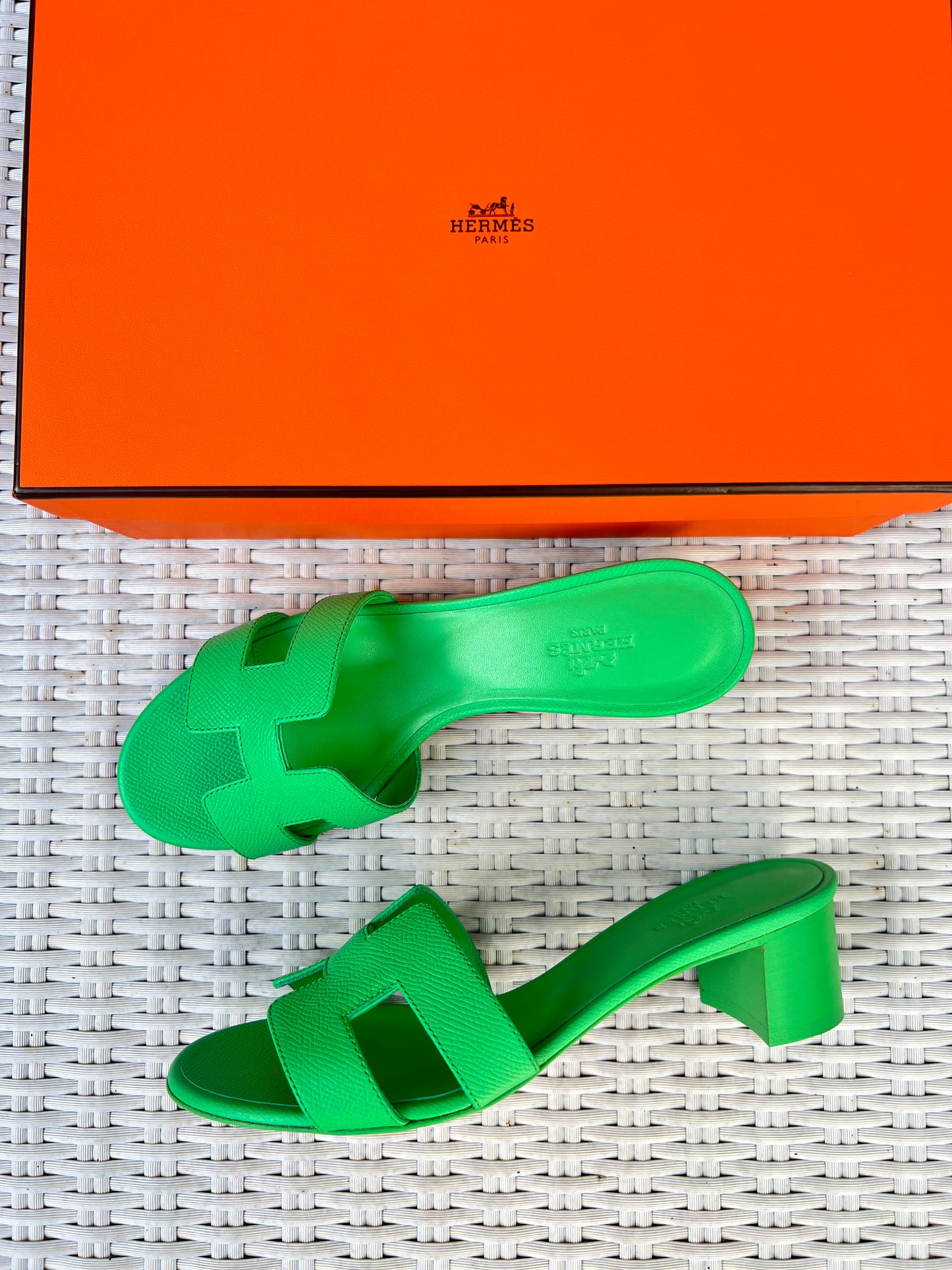 Hermes Oasis H Vert Pomme Green Epsom Leather Sandals Shoes