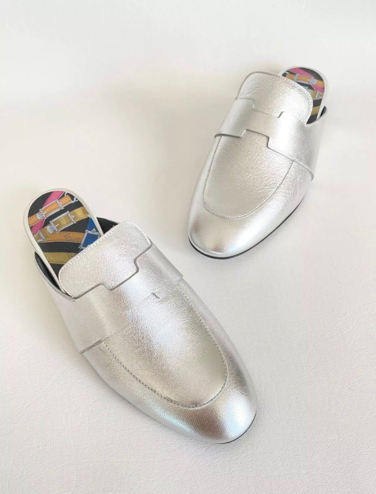 HERMES H CATENA SILVER LEATHER MULES FLIP FLOPS SHOES FLAT SLIDES