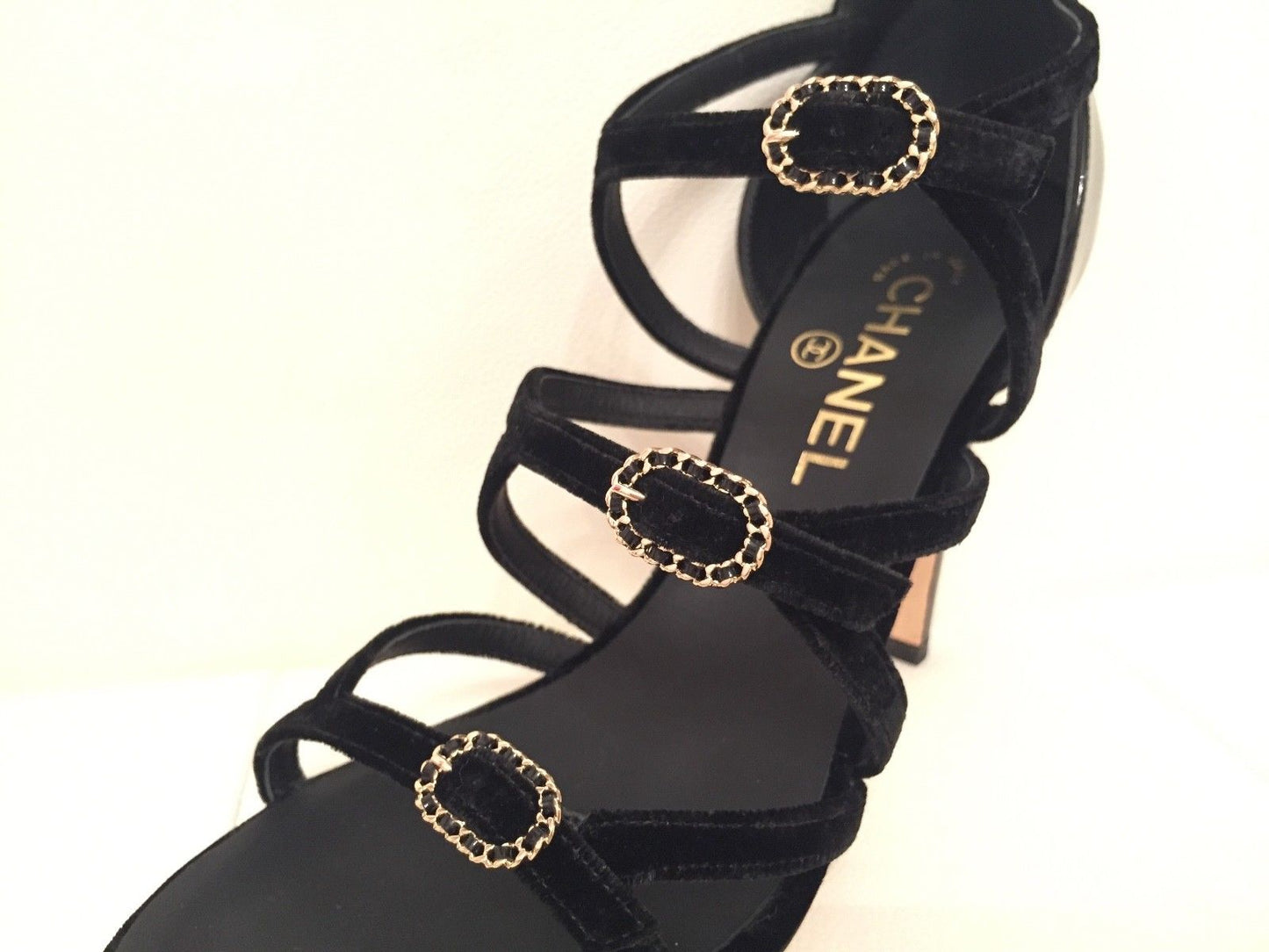 $1K CHANEL BLACK VELVET PATENT STRAPPY BUCKLE SANDAL SANDALS HEELS SHOES