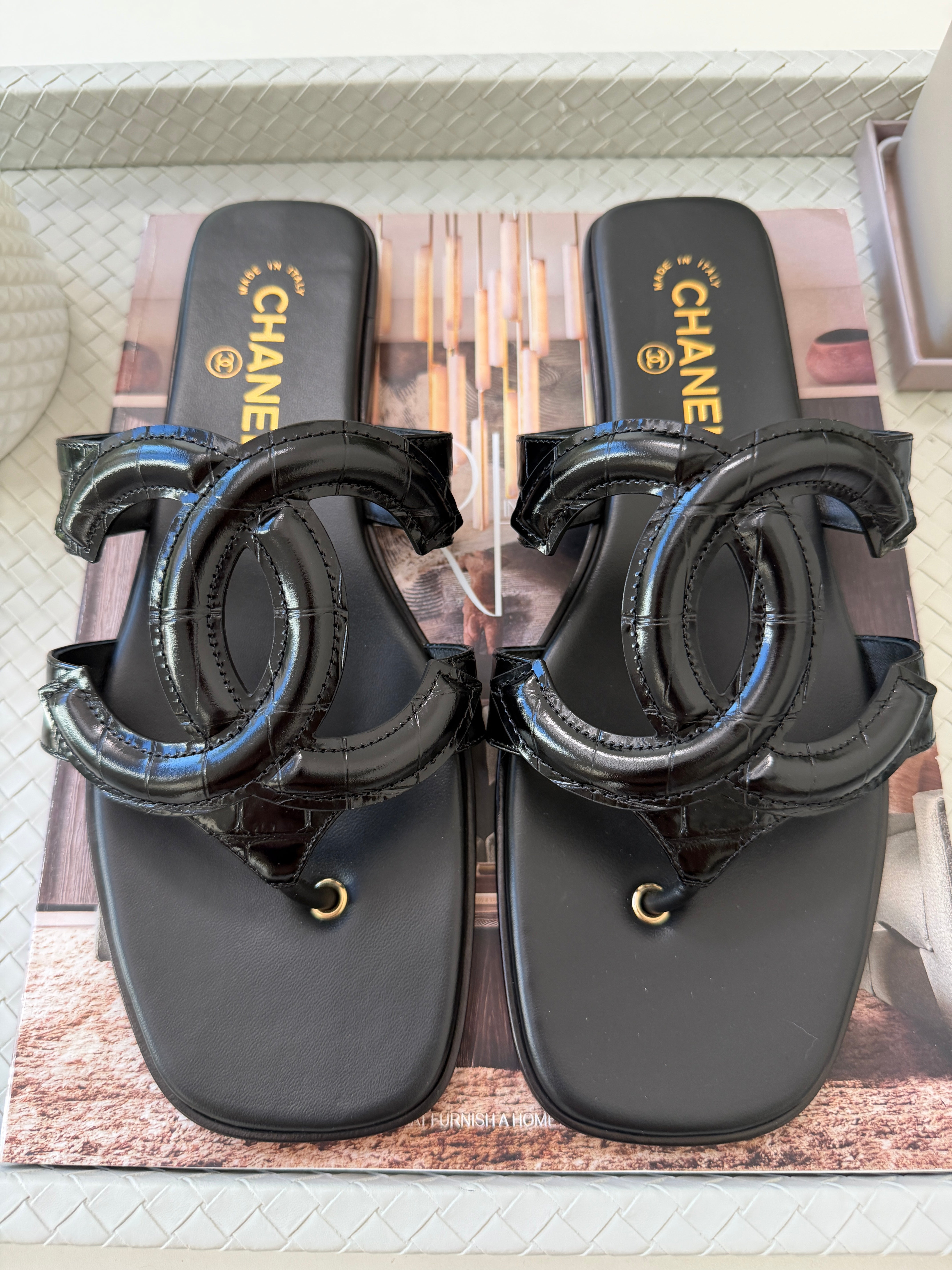 Chanel SS 26 Blazy Black Leather Croc Embossed CC Logo Slides Flat