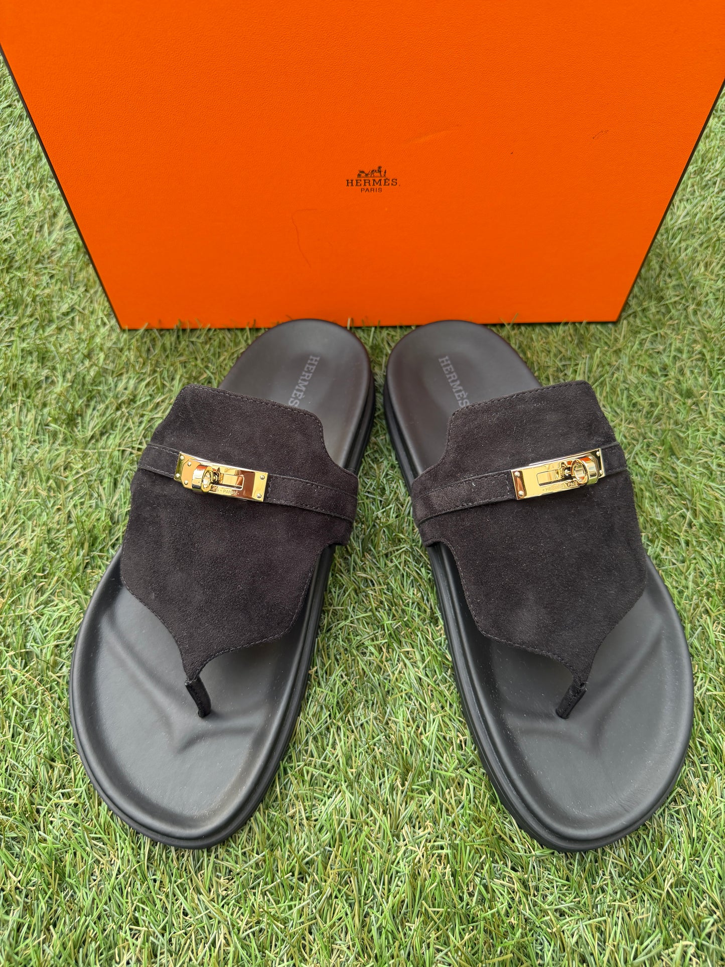HERMES EMPIRE BLACK NOIR  SUEDE LEATHER FLIP FLOPS SHOES FLAT THONG SANDALS MULE