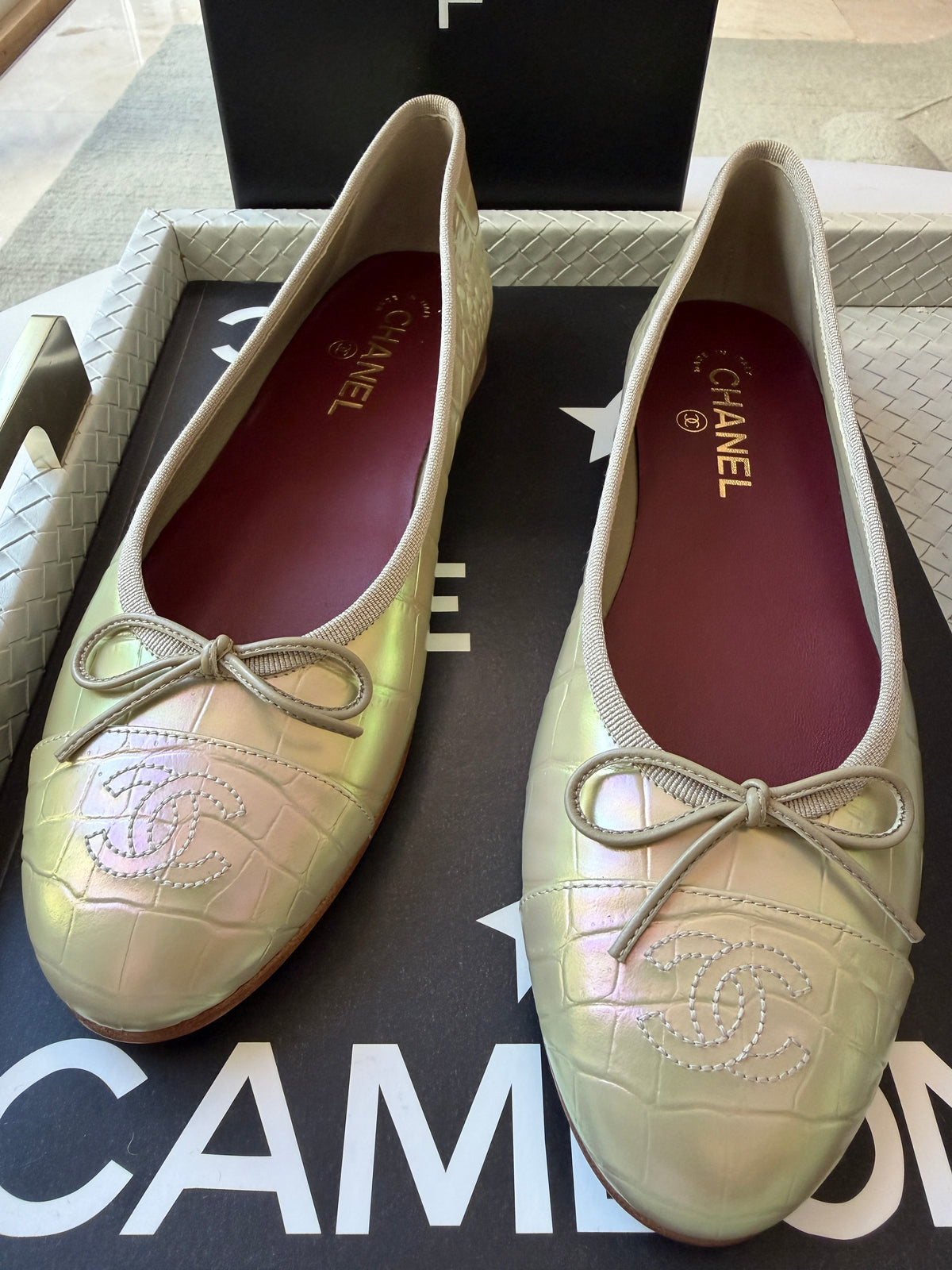 Chanel 26K Yellow Crocodile Croc Embossed Iridescent Cap Toe Ballet Flats