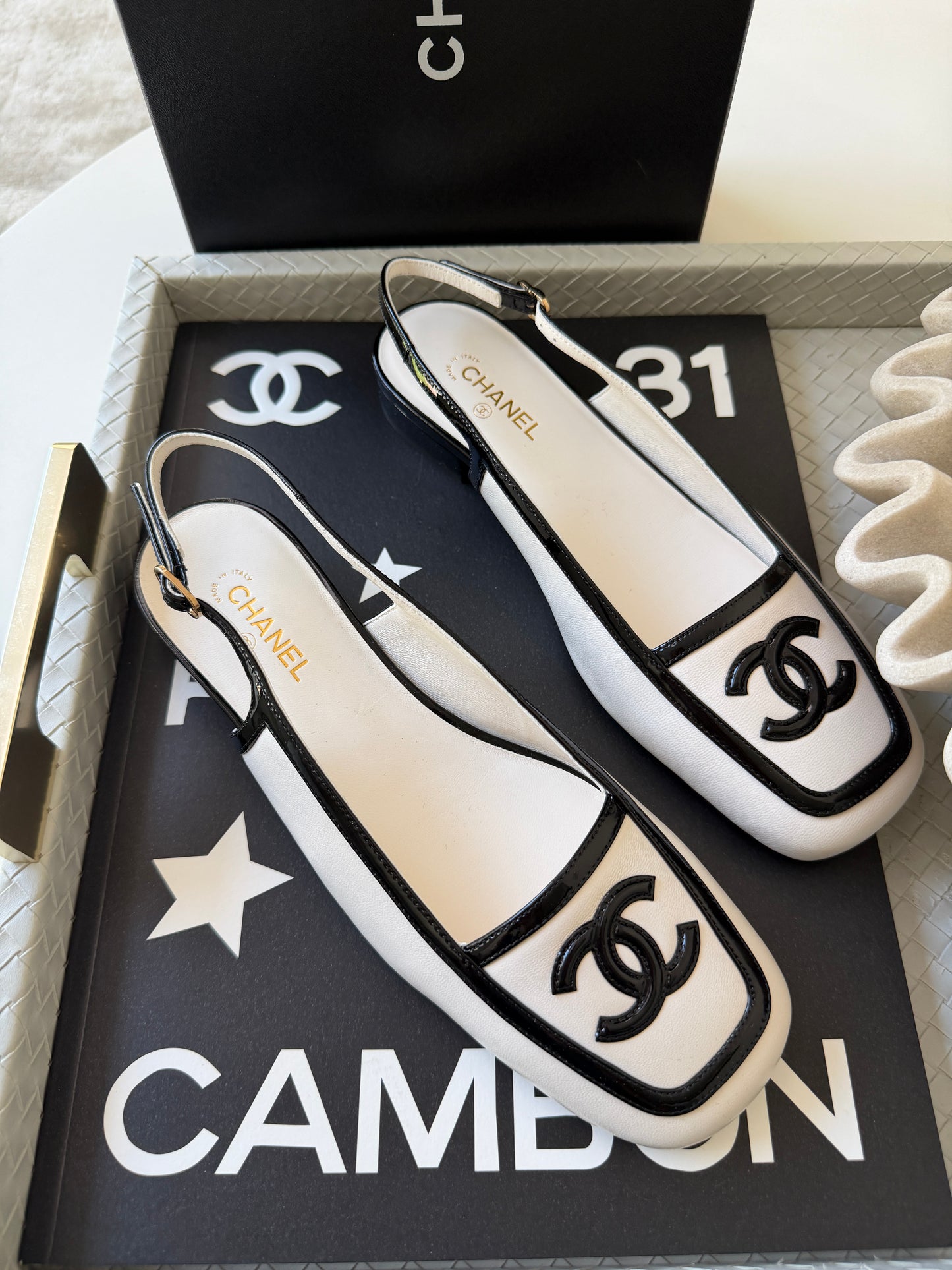 Chanel 26B White Black Blanc Noir Lambskin Patent Square Toe Bold CC Logo Slingback Flats Sling