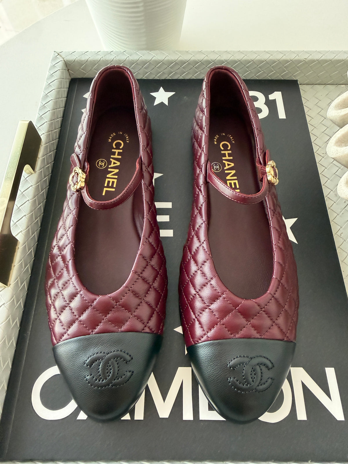 CHANEL CC LOGO BURGUNDY LEATHER MARYJANE BALLET BALLERINA FLATS SHOES GOLD BUCKLE QUILTED BLACK CAP TOE