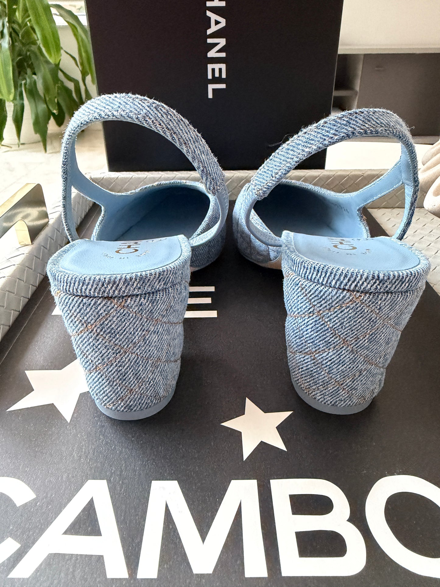 Chanel 26B CC Logo Light Blue Quilted Denim Jean Slingback Pumps Chunky Heel