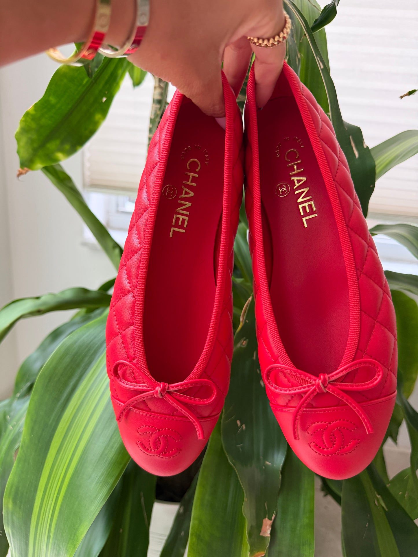 Chanel 26B Blazy Lambskin Leather Quilted Red Agneau Rouge CC Logo Ballet Ballerina Flats