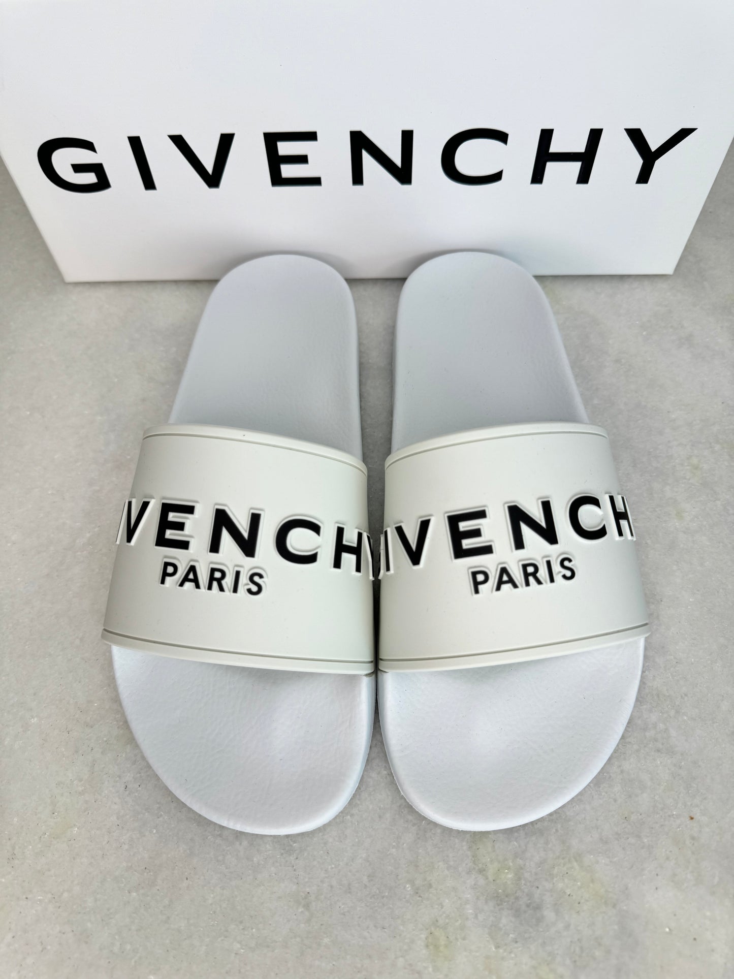 Givenchy Paris Logo Men’s Men White Flat Rubber Pool Slides Sandals
