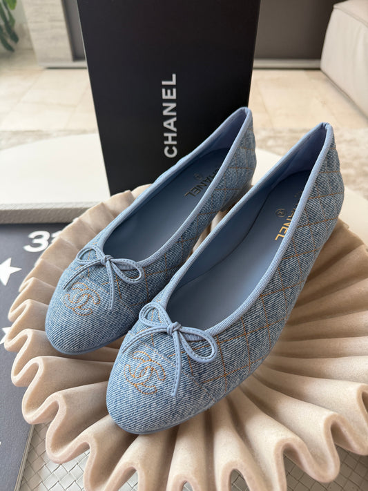 Chanel 26B Blazy Quilted Denim CC Logo Ballet Flats Light Blue Jean Ballerina
